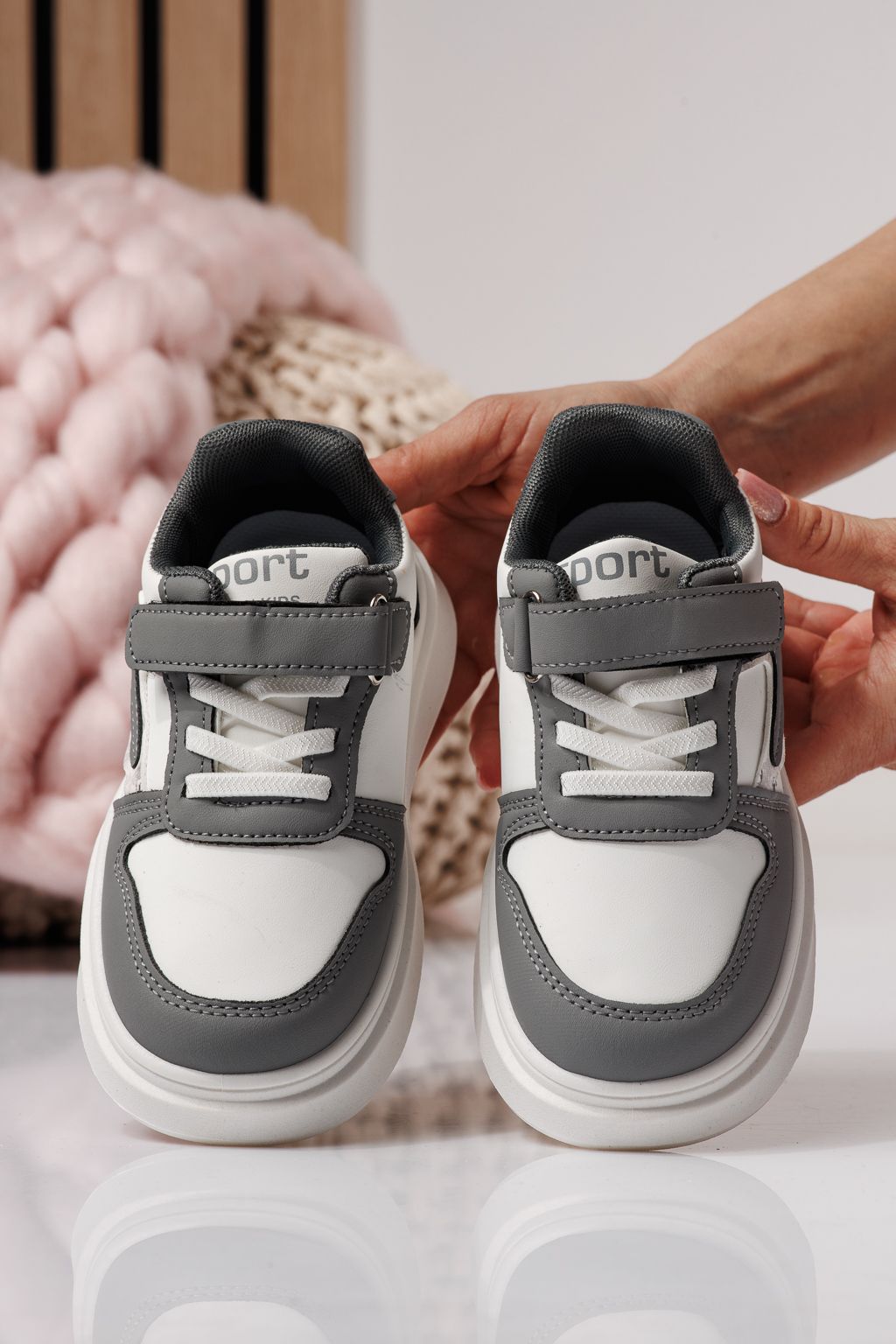 Adidasi copii gri din piele ecologica Isabella #24361