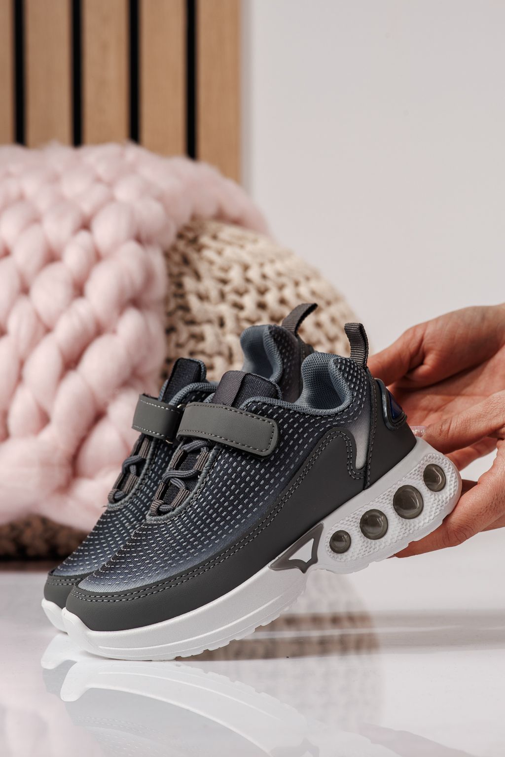 Adidasi copii gri din material textil Victoria #24353