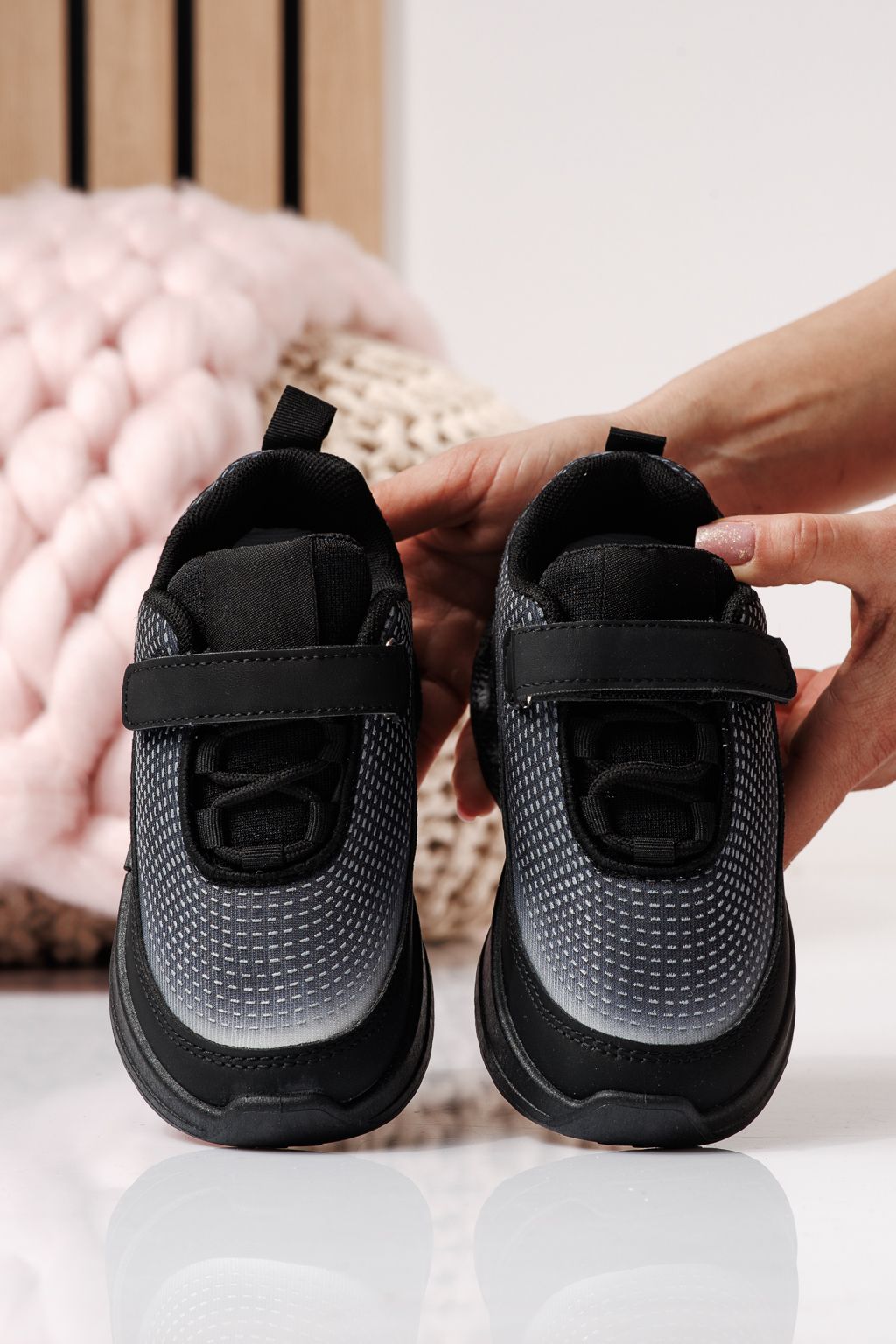 Adidasi copii negri din material textil Victoria #24357