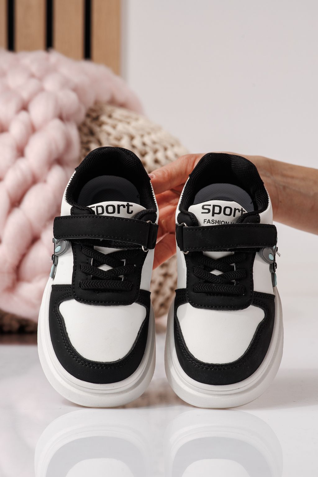 Adidasi copii negri din piele ecologica Zaria #24380