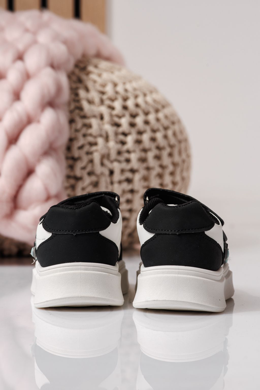 Adidasi copii negri din piele ecologica Zaria #24380