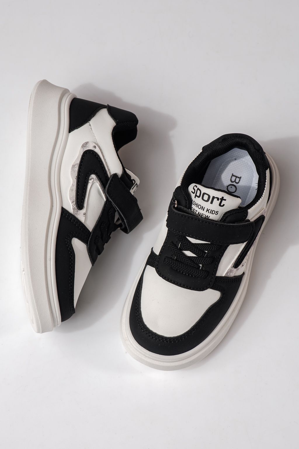 Adidasi copii negri din piele ecologica Isabella #24359