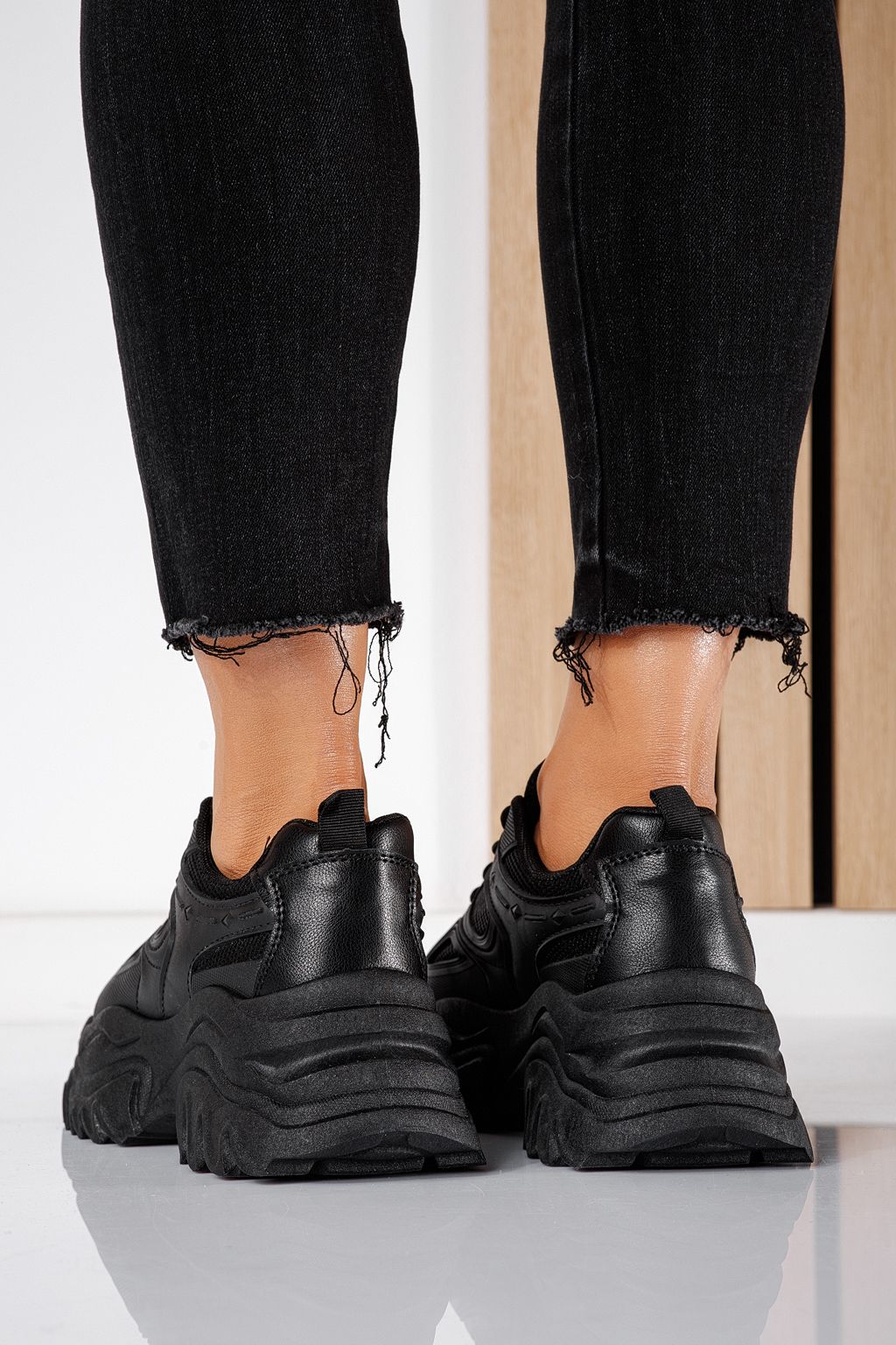 Adidasi dama negri din material textil Edith #24453