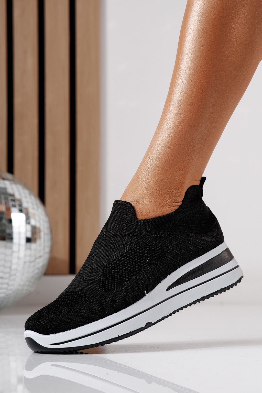 Adidasi dama negri din material textil Fausta #24471