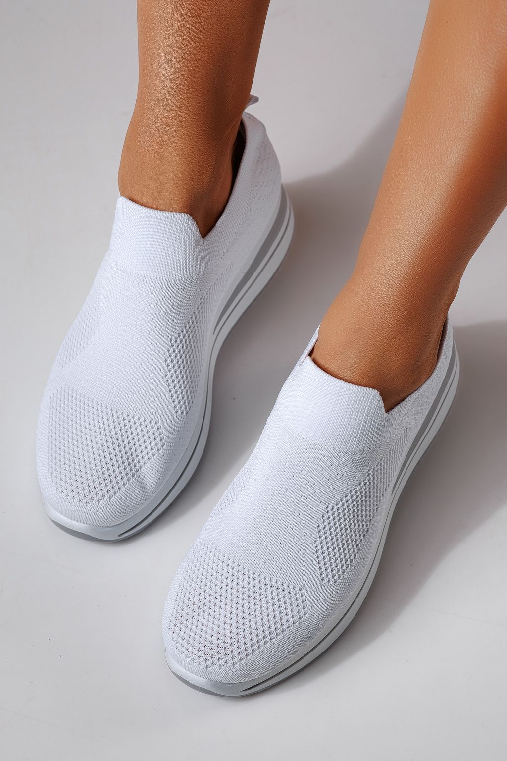 Adidasi dama albi din material textil Fausta #24470