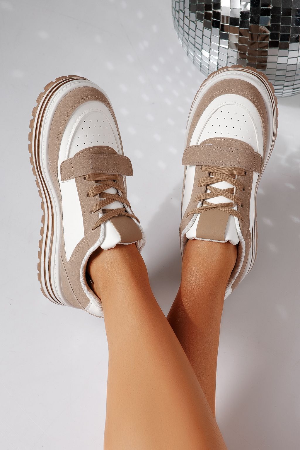 Adidasi dama albi din piele ecologica Tabitha #24456