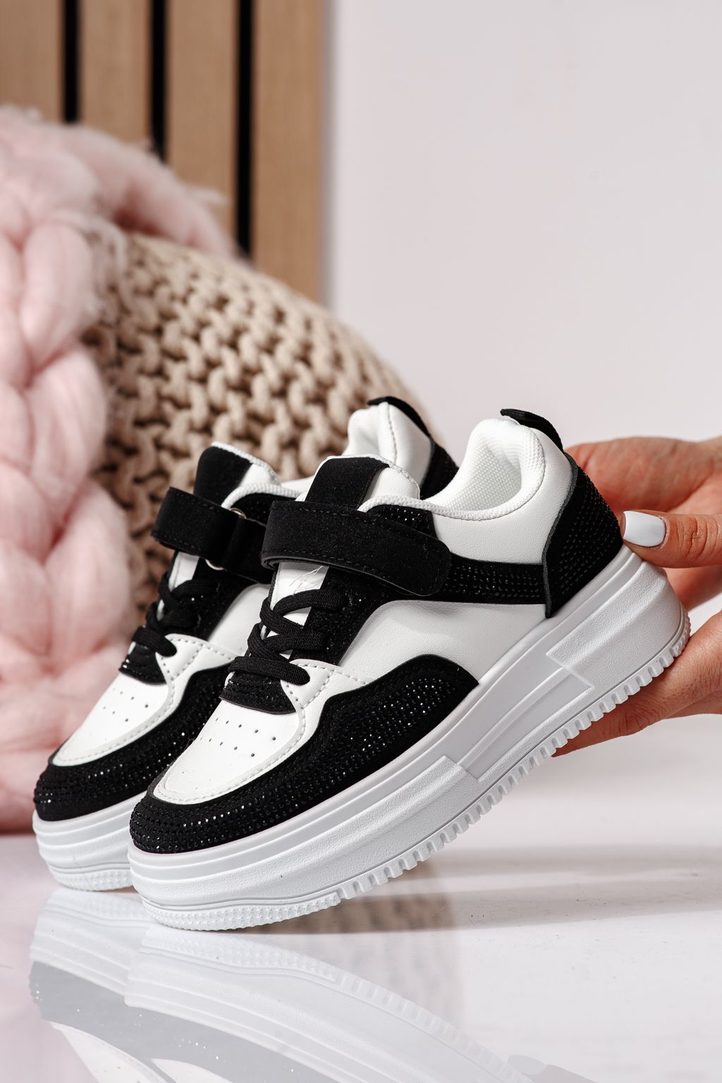 Adidasi copii albi din piele ecologica Aris #24396