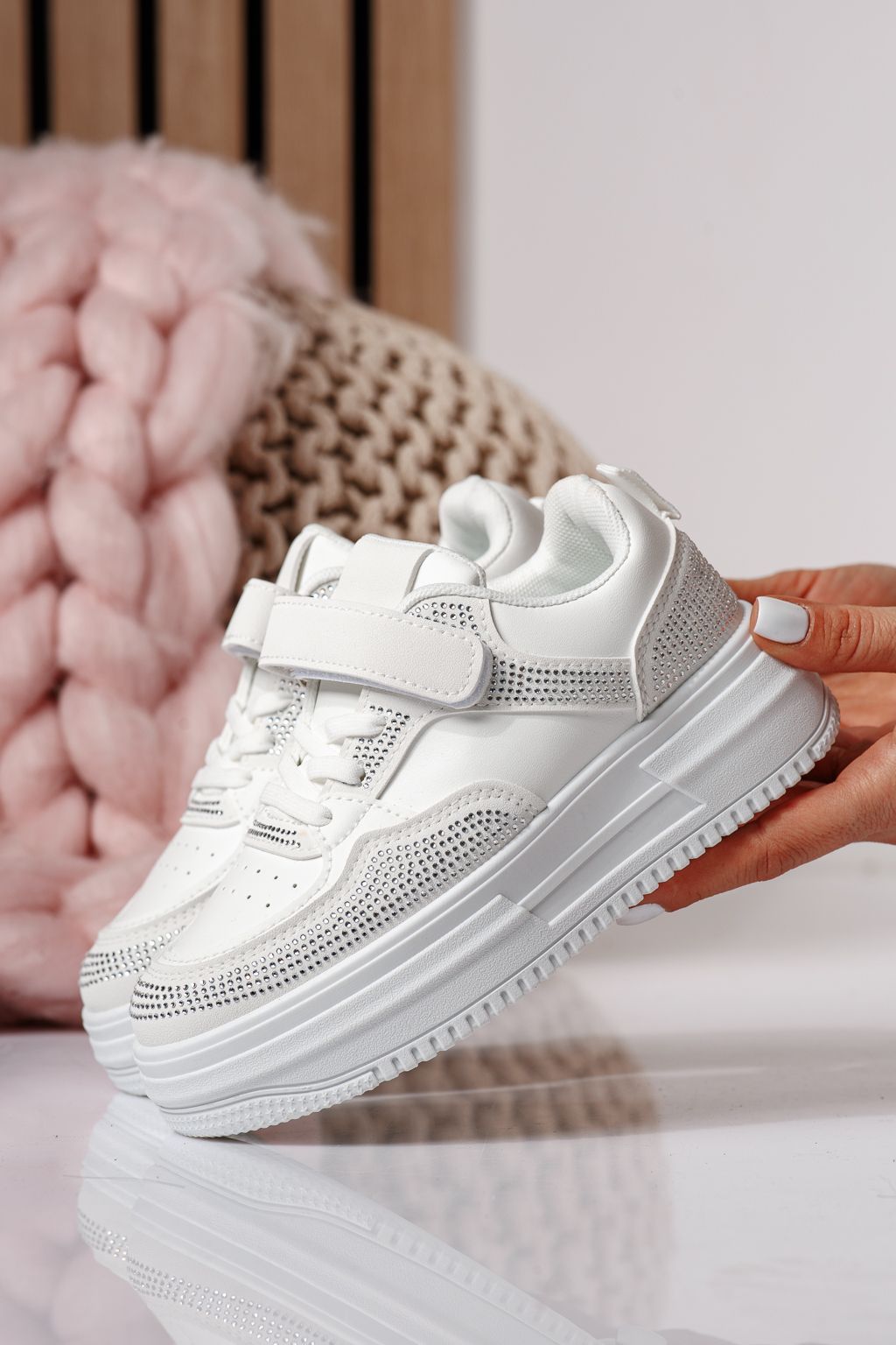 Adidasi copii albi din piele ecologica Aris #24398