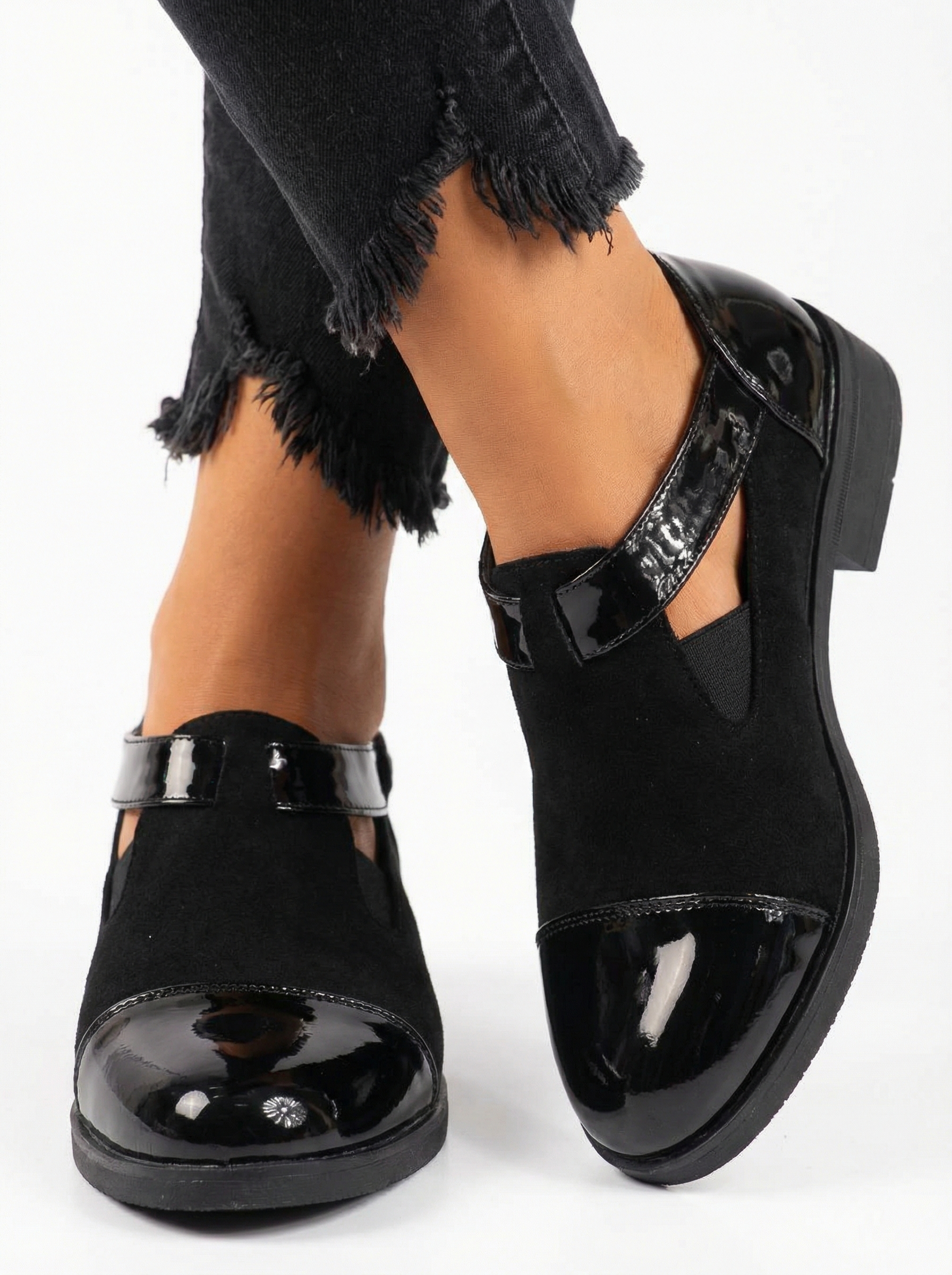 Pantofi casual dama negri din piele ecologica lacuita Antonia #24517