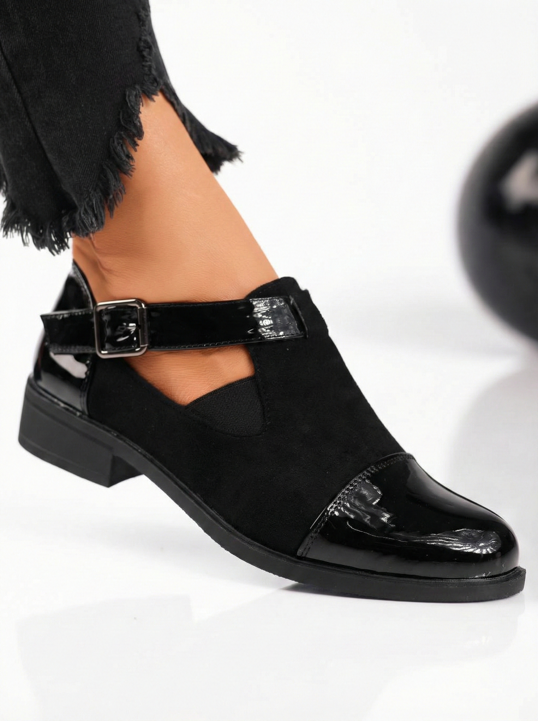 Pantofi casual dama negri din piele ecologica lacuita Antonia #24517