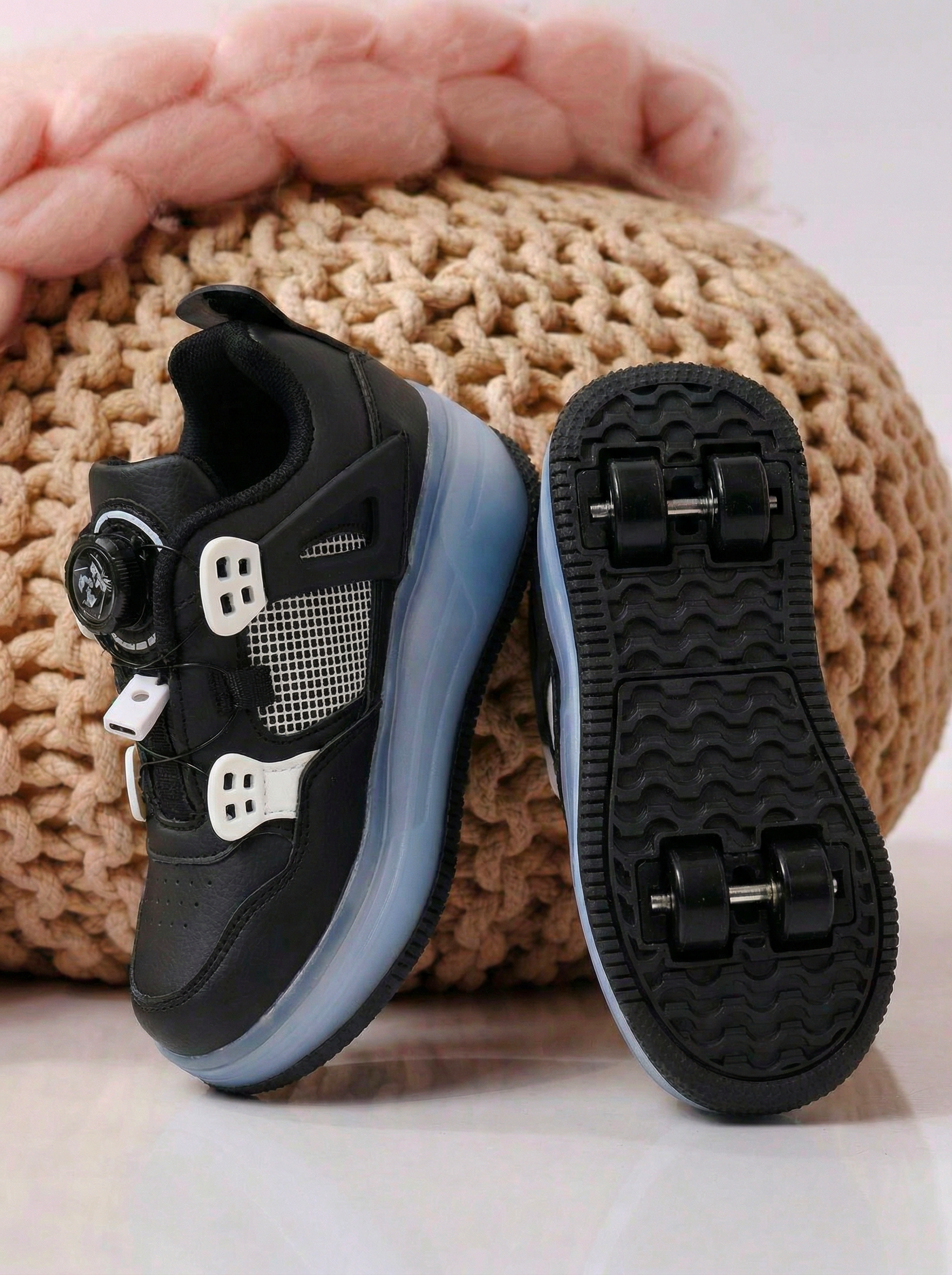 Adidasi cu role negri din piele ecologica Helys2 #24577