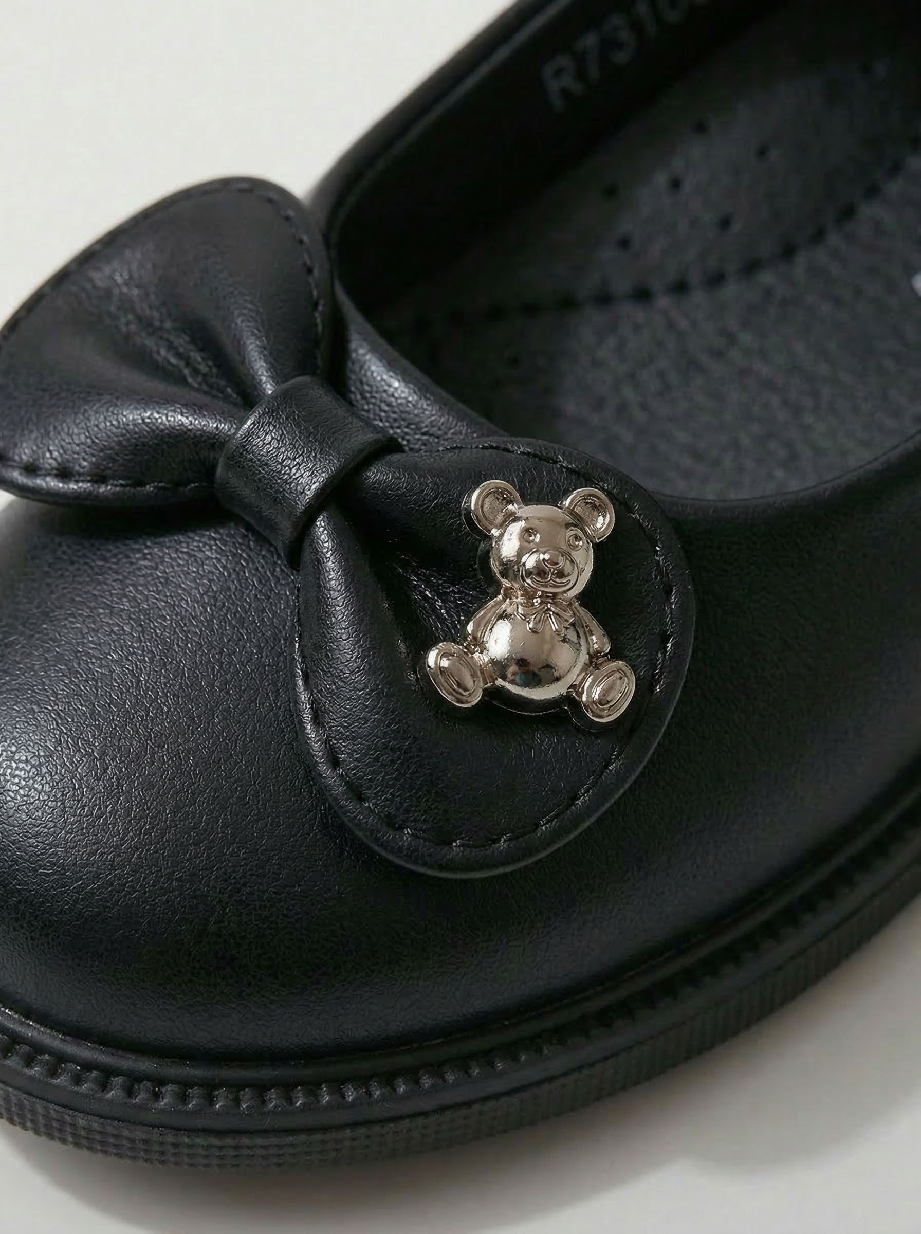 Pantofi fete negri din piele ecologica Lorete #24623