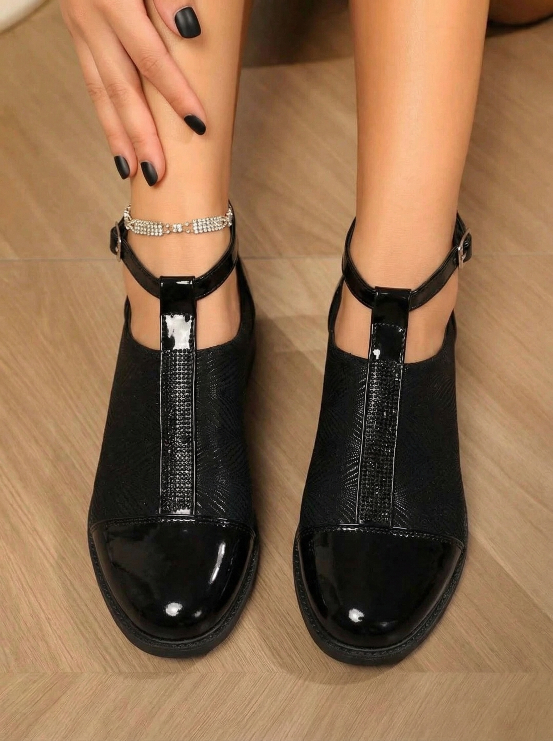 Pantofi casual dama negri din piele ecologica lacuita Kara #24661