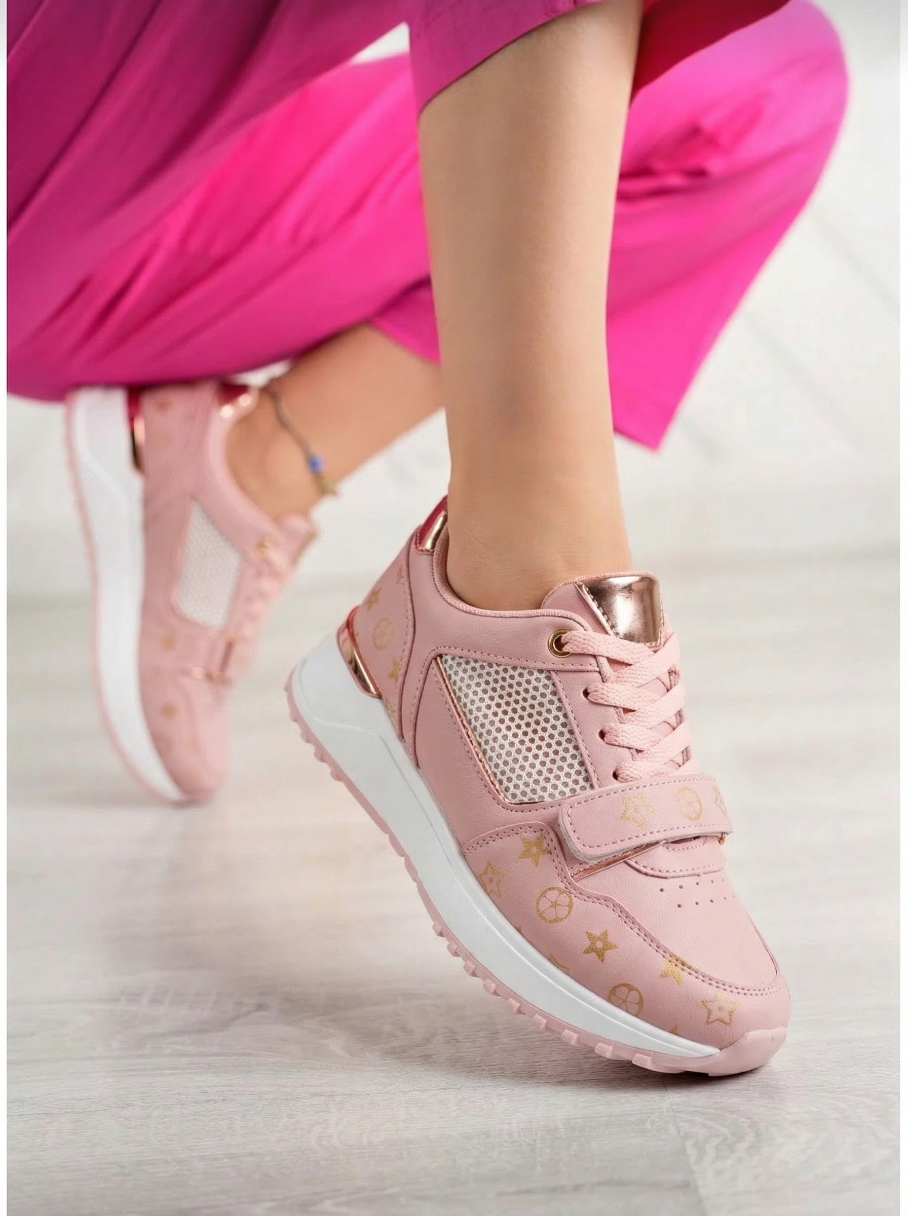 Adidasi Dama Finn Roz #13713