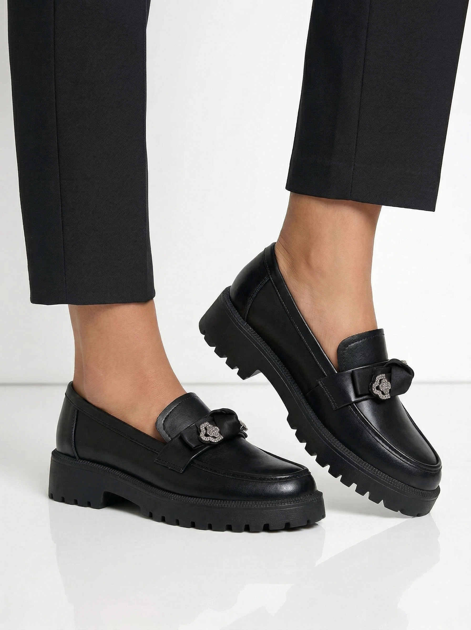 Pantofi casual dama negri din piele ecologica Elaris #24671