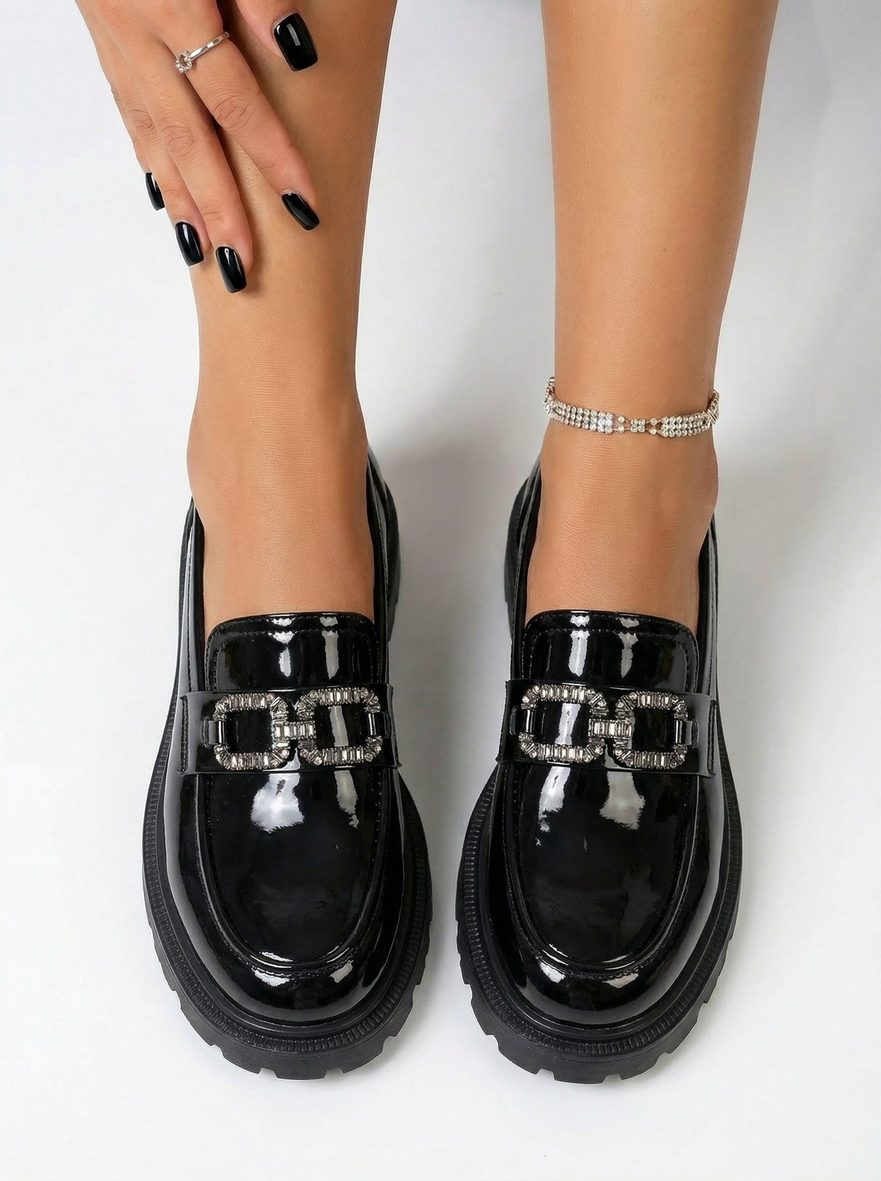 Pantofi casual dama negri din piele ecologica lacuita Zafira #24669