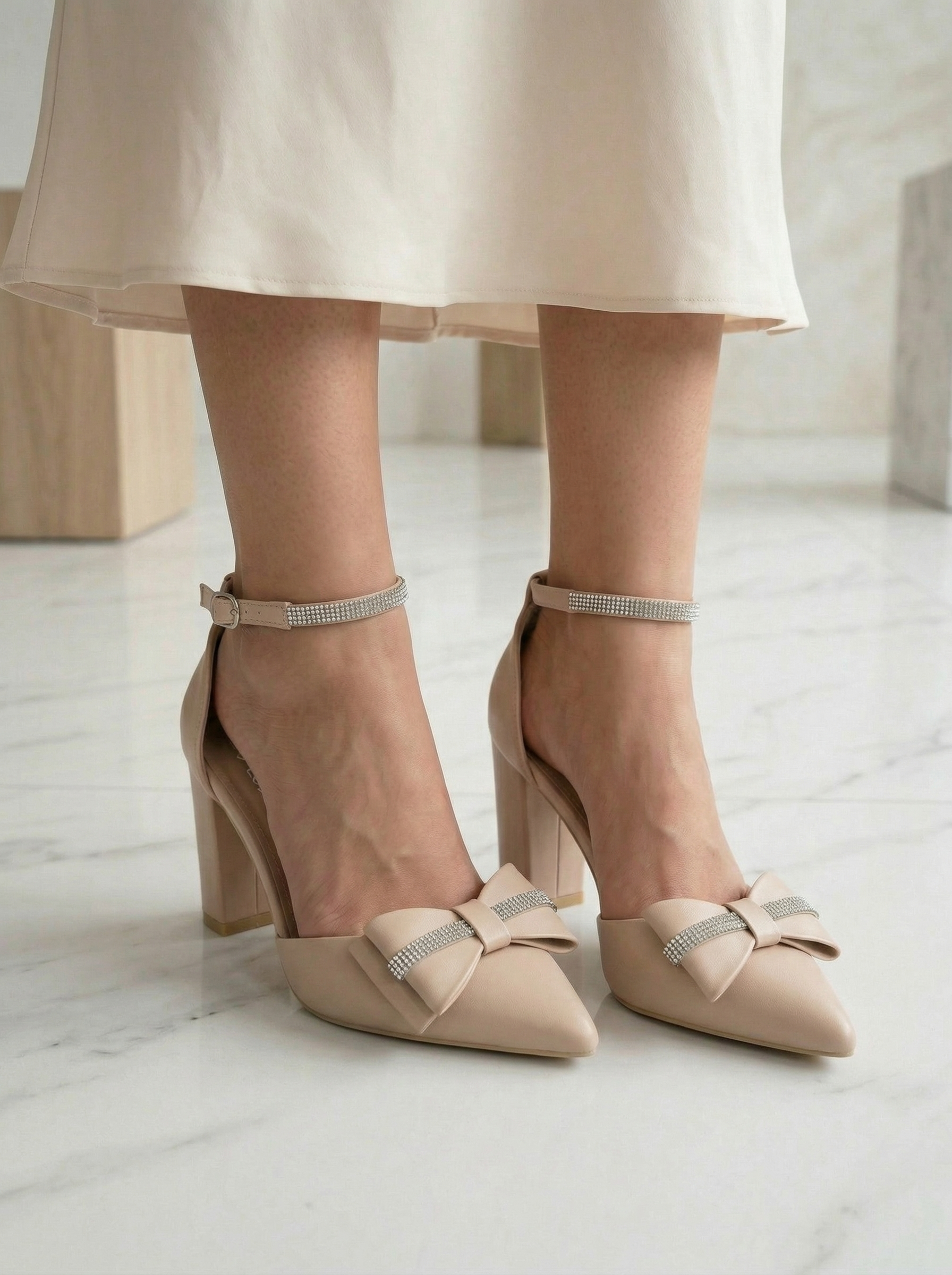 Pantofi cu toc dama bej din piele ecologica Elis #24675