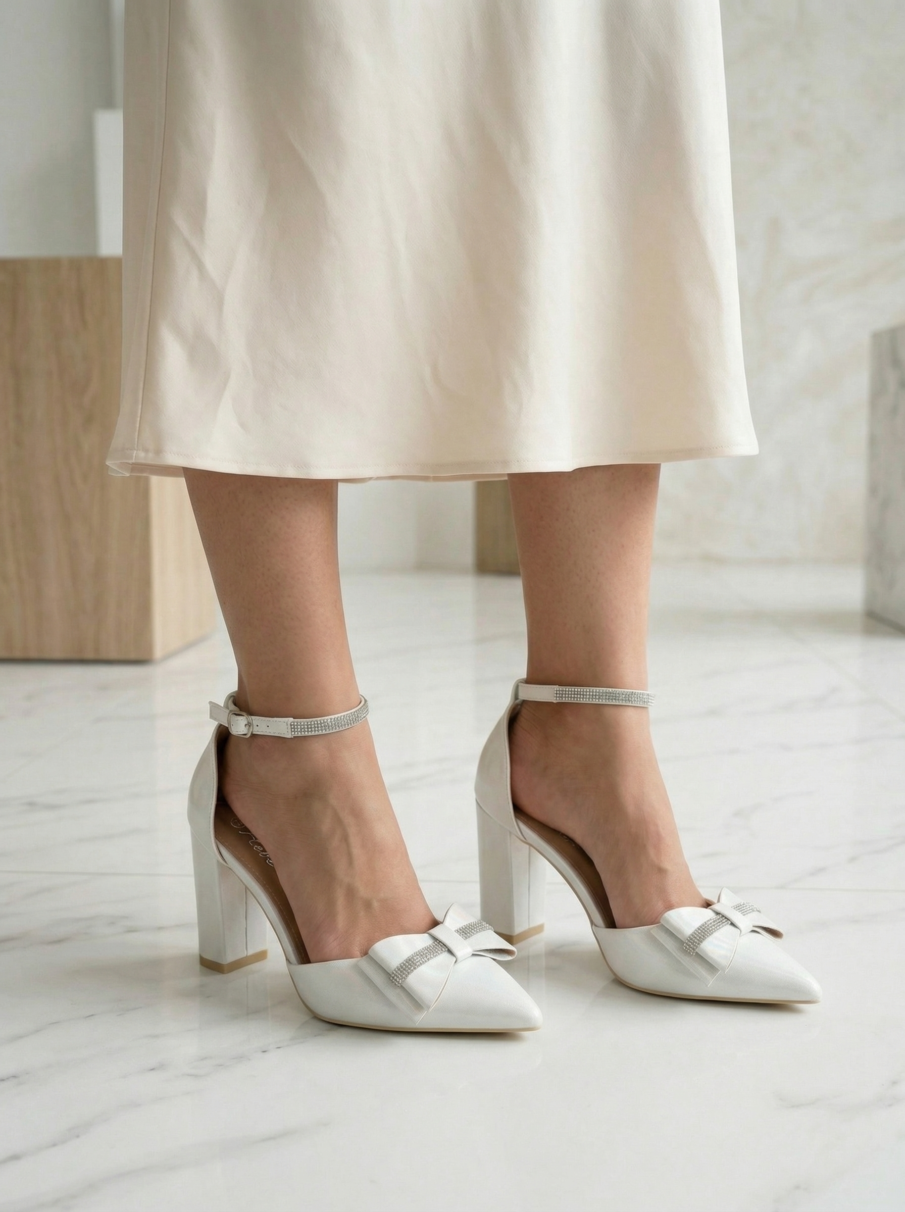 Pantofi cu toc dama argintii din piele ecologica Elis #24673