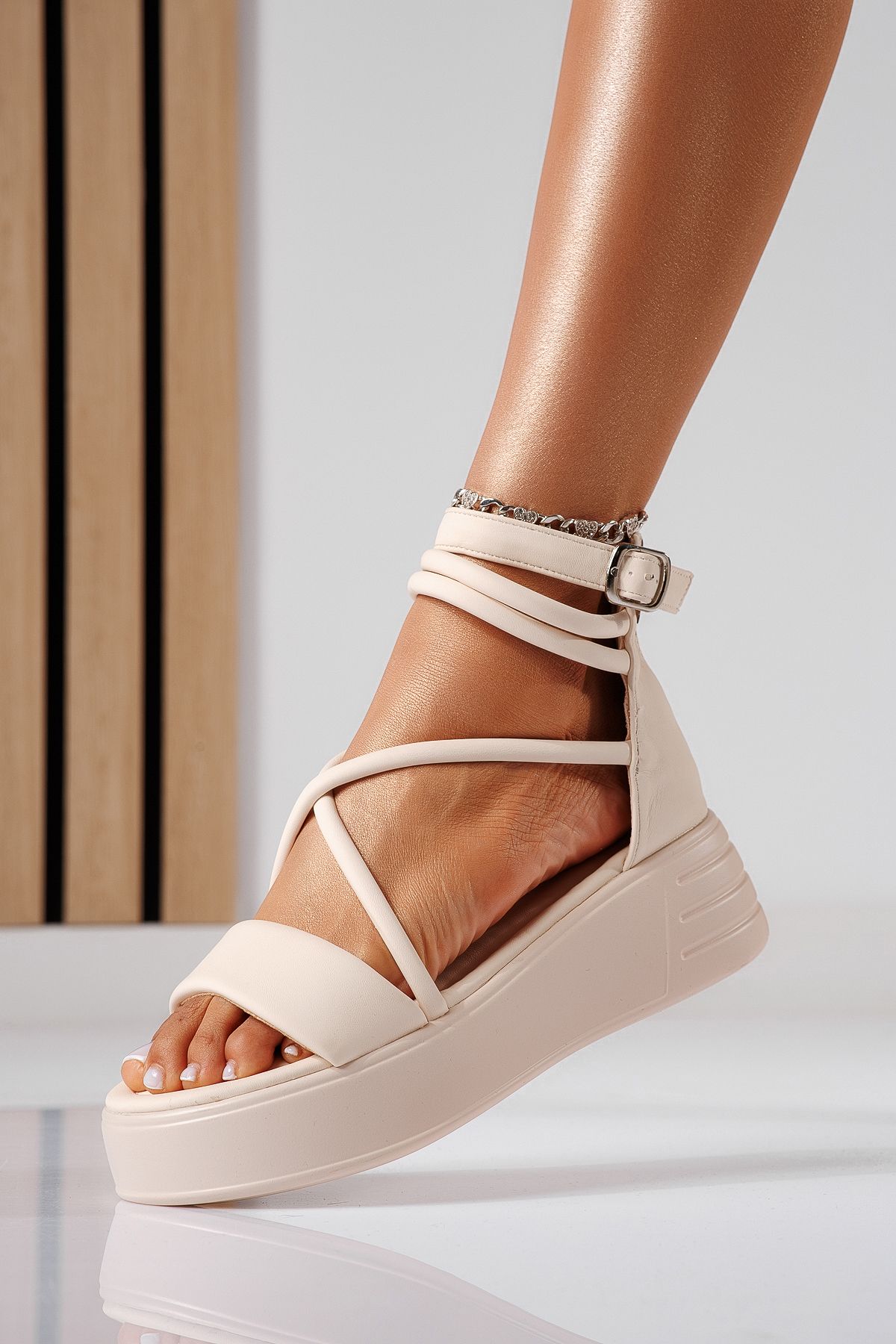 Sandale cu platforma dama bej din piele ecologica Teodora #24692