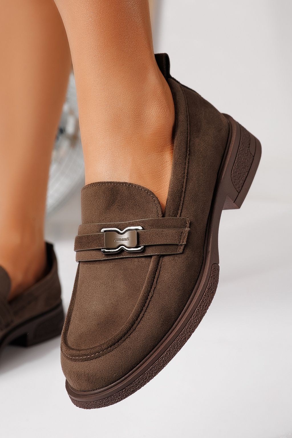 Pantofi casual dama maro din piele ecologica intoarsa Cassia #24901