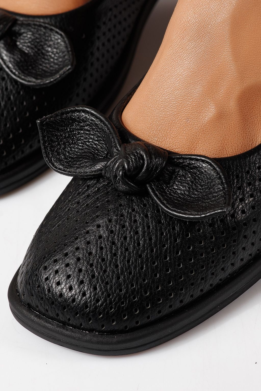 Balerini dama negri din piele ecologica Amaris #24945