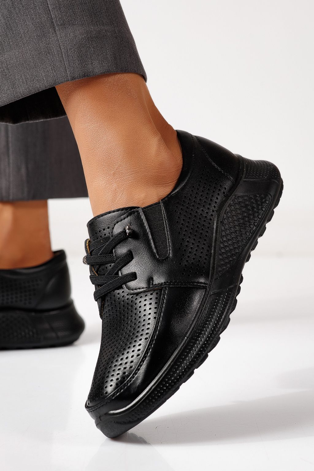 Pantofi casual dama negri din piele ecologica Gilda #24942