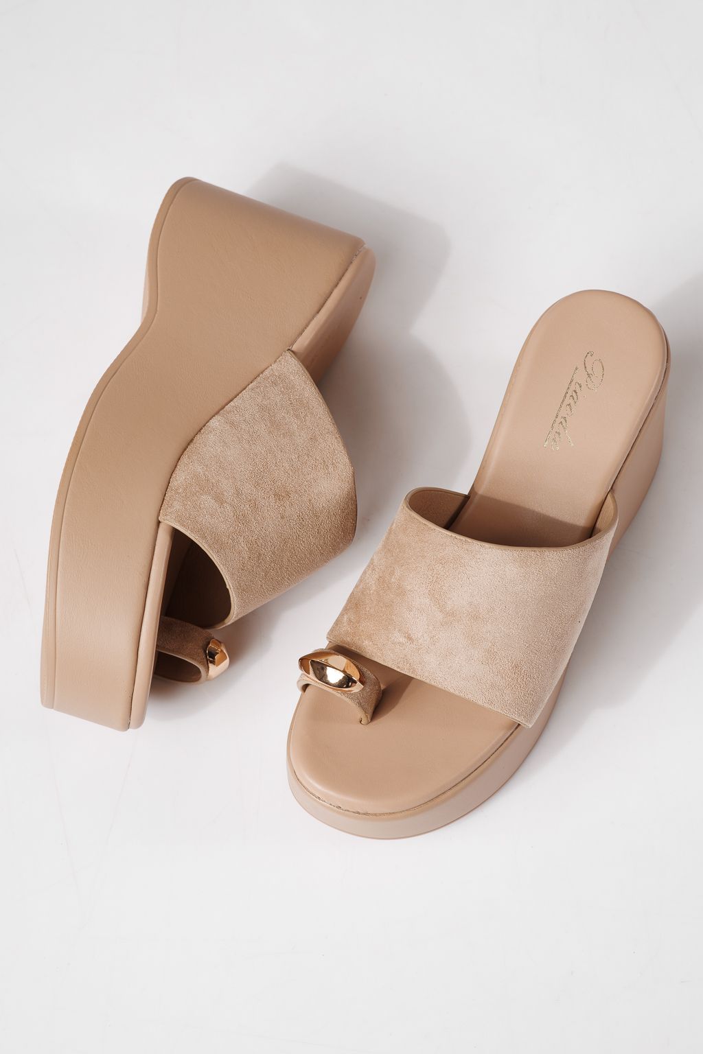 Papuci cu platforma dama bej din piele ecologica intoarsa Giulia #24972