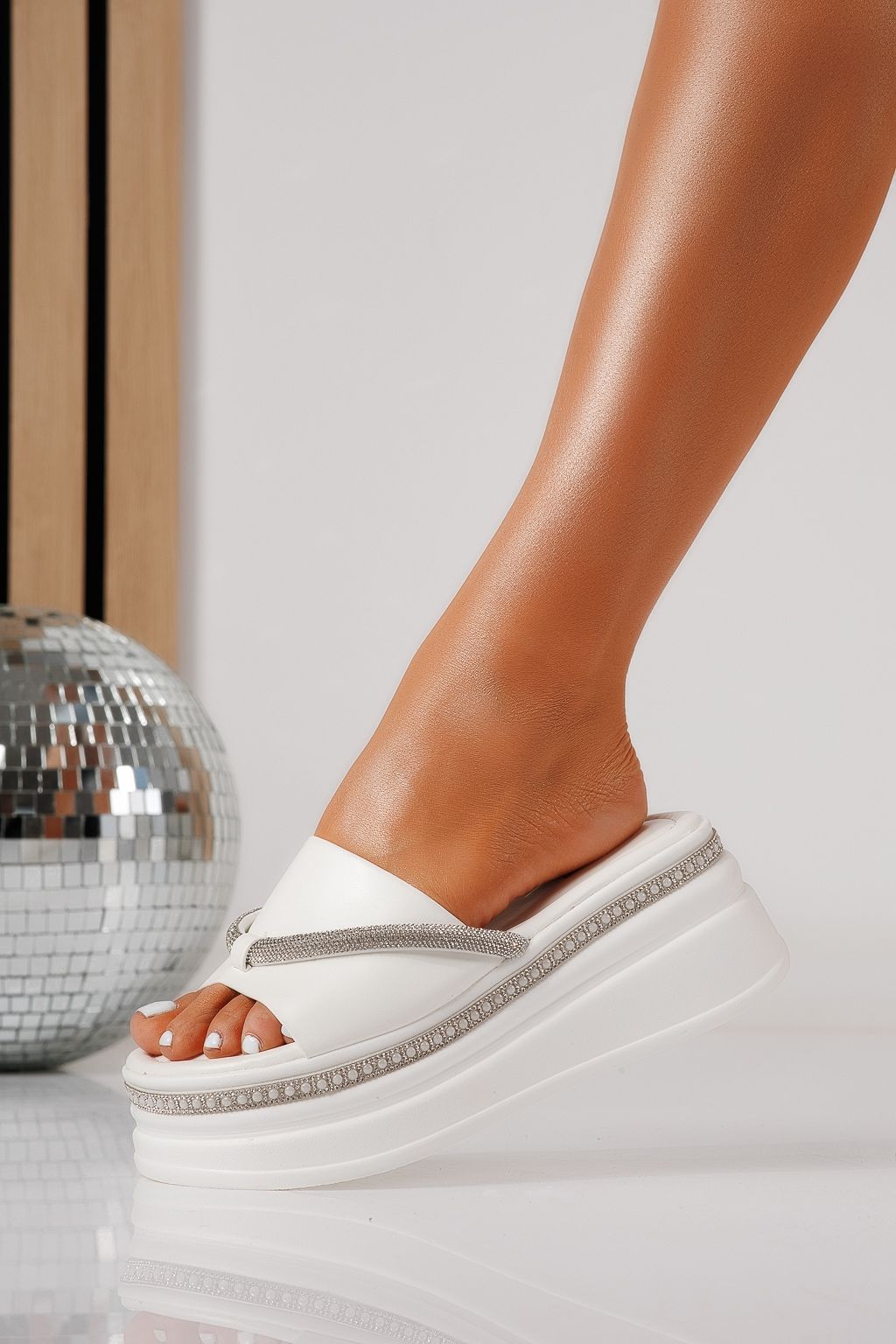 Papuci cu platforma dama albi din piele ecologica Belina #24749