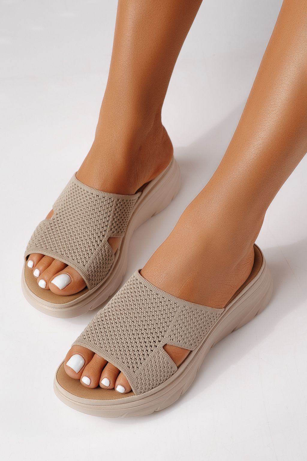 Papuci dama bej din material textil Iria #25029