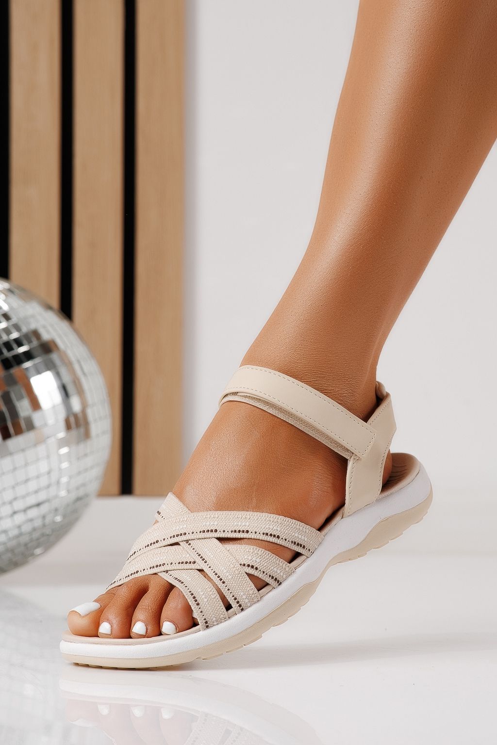 Sandale cu talpa joasa dama bej din material textil Mireya #25138