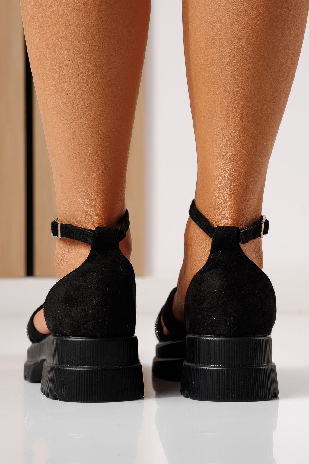 Sandale cu platforma dama negre din piele ecologica intoarsa Marisa #25276