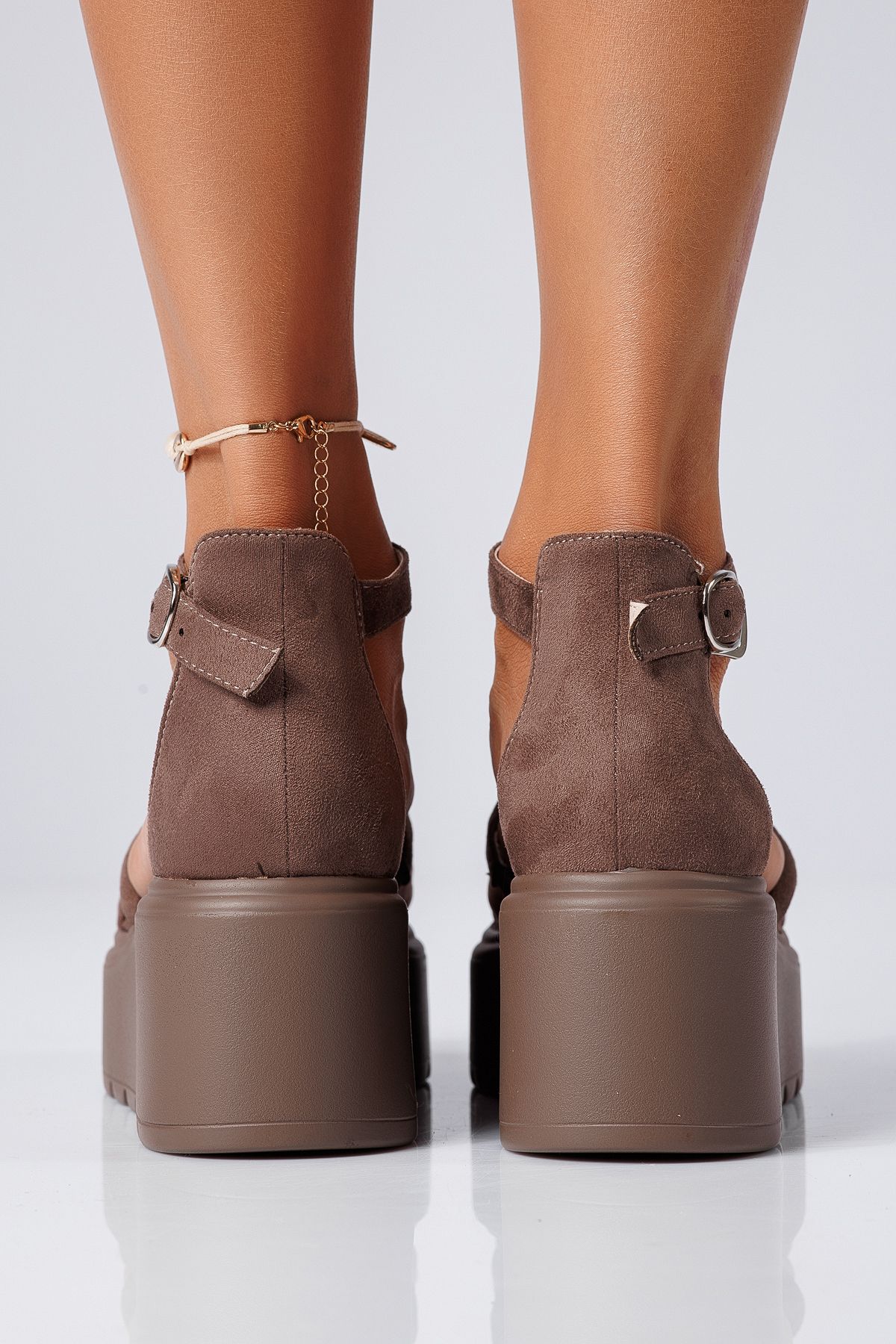 Sandale cu platforma dama khaki din piele ecologica intoarsa Romana #25376