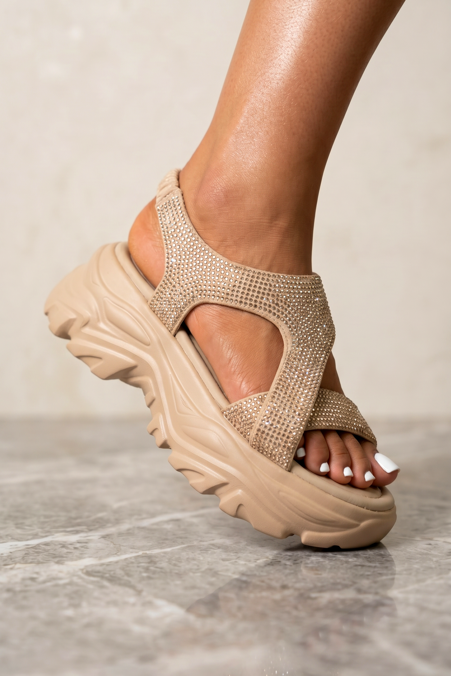 Sandale cu platforma dama bej din piele ecologică intoarsa Vika #25412