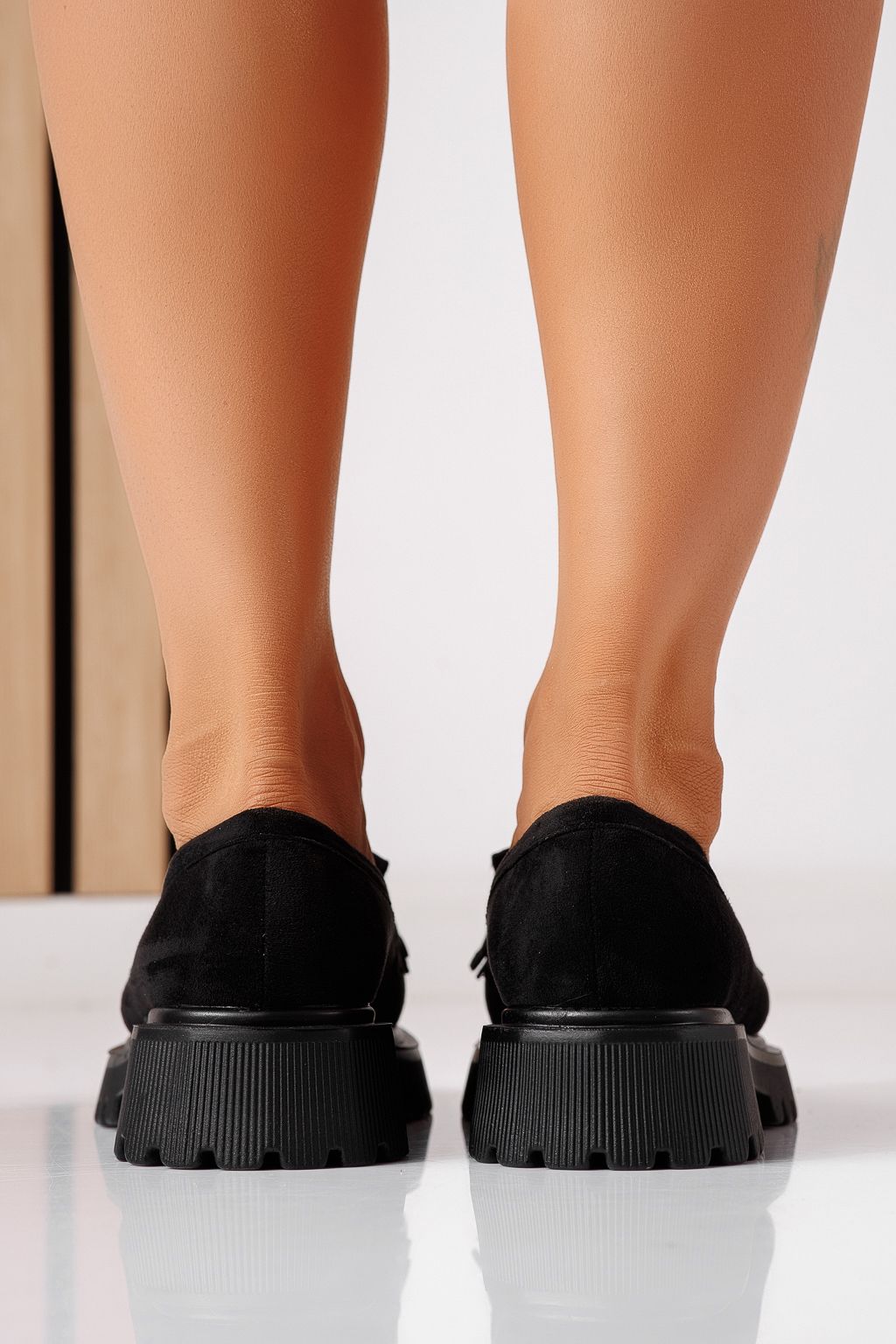 Pantofi casual dama negri din piele ecologica intoarsa Naira #25514