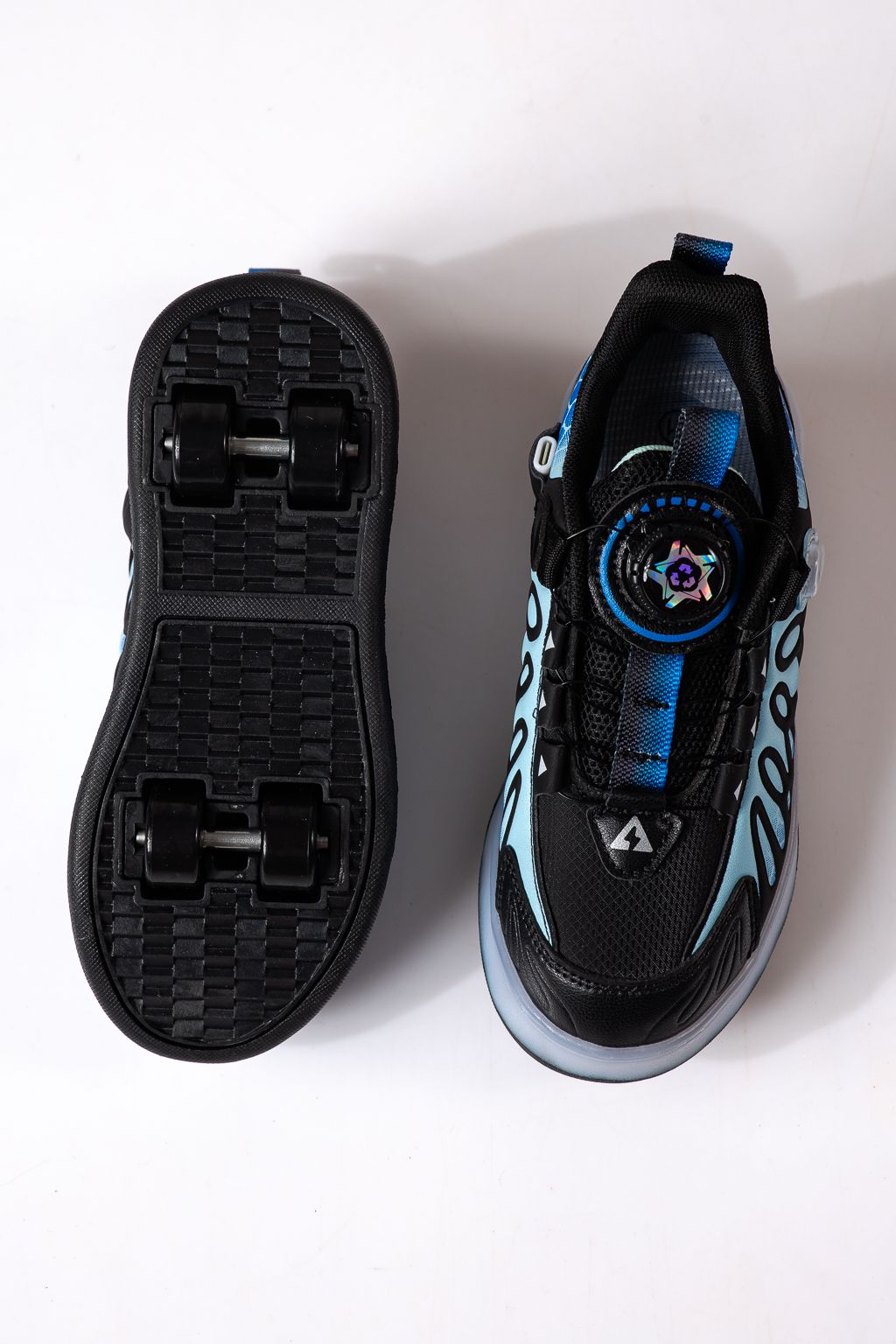 Adidasi cu role negri din piele ecologica Helys4 #25430