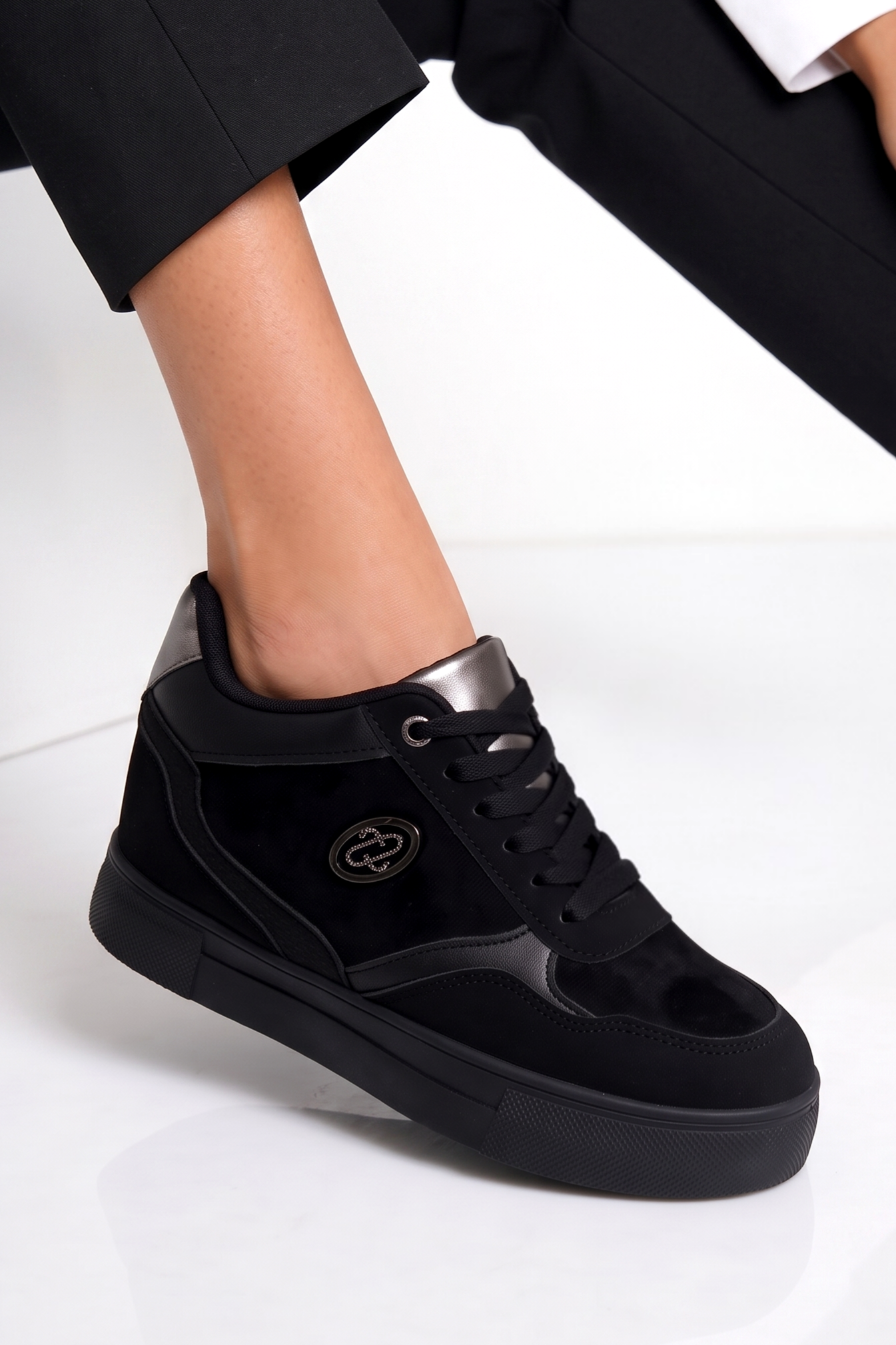 Adidasi dama cu platforma negri din piele ecologica intoarsa Nola #25583