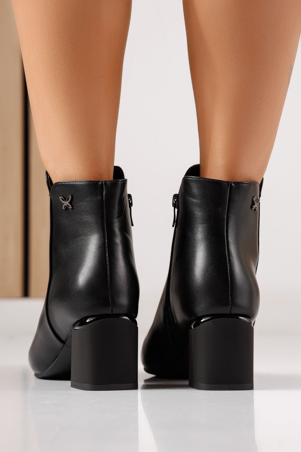 Botine dama captusite negre din piele ecologica Elora #30086