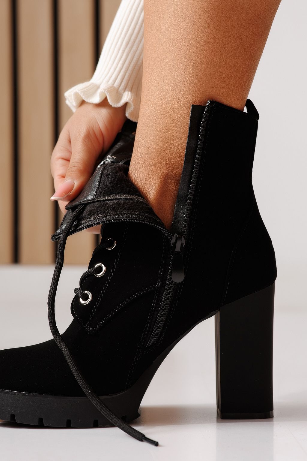 Botine dama captusite negre din piele ecologica Alissa2 #30098
