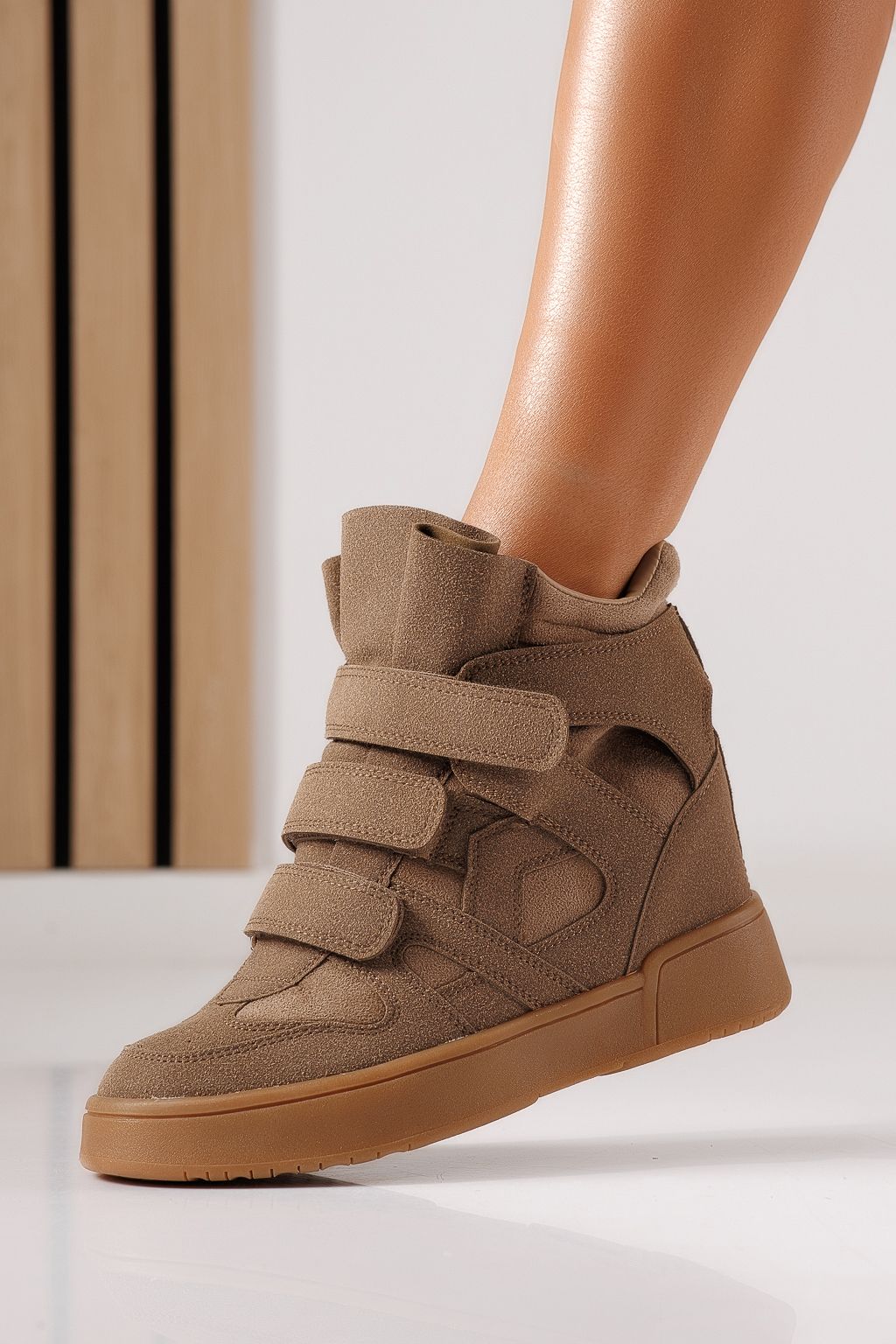 Adidasi dama cu platforma khaki din piele ecologica intoarsa Martina #30048