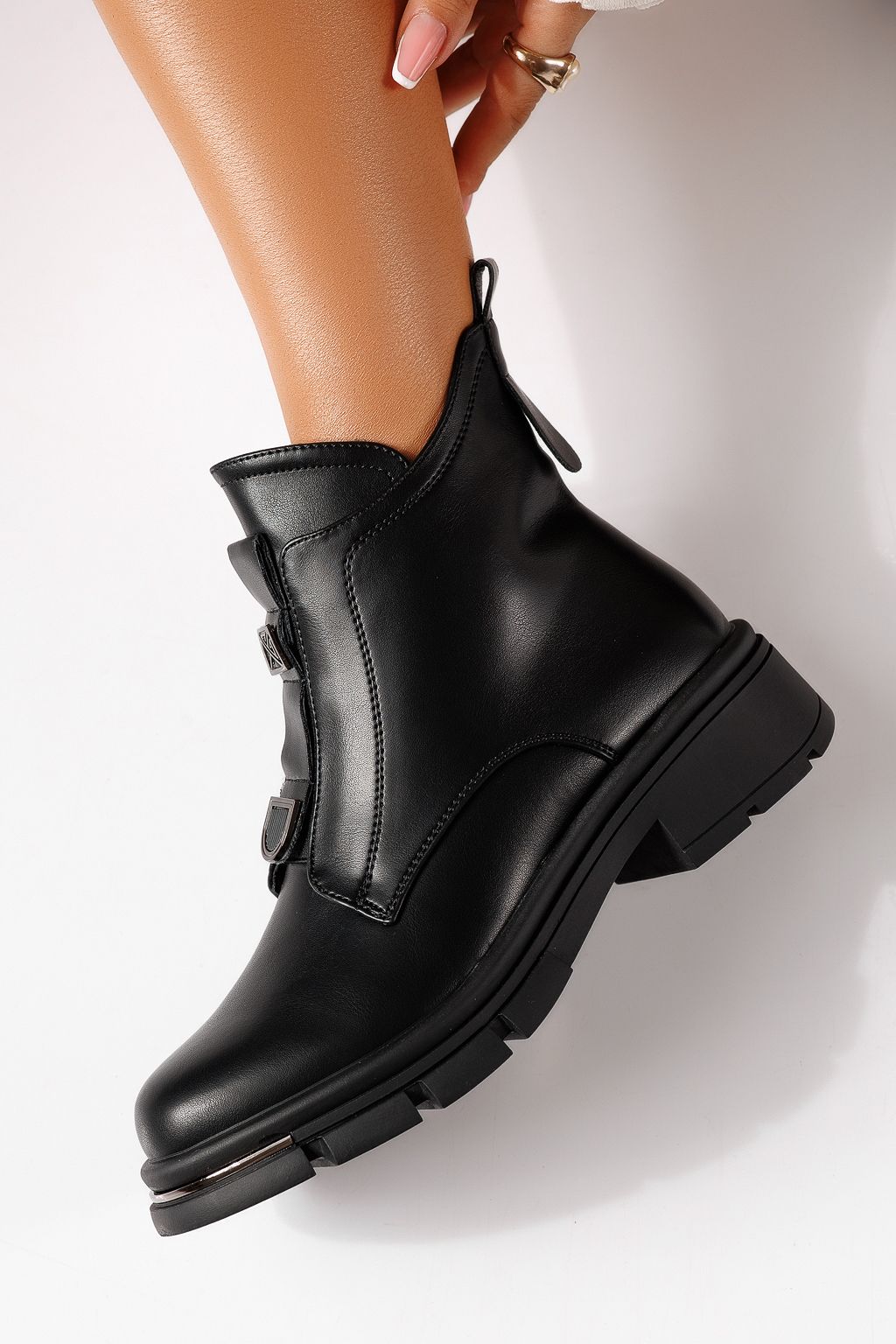 Ghete dama captusite negre din piele ecologica intoarsa Athena  #30113