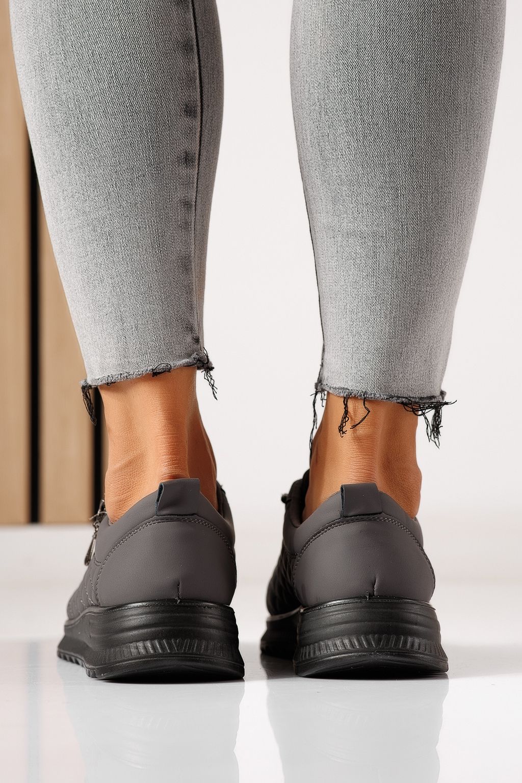 Pantofi casual dama captusiti gri din piele ecologica Lelia #30137