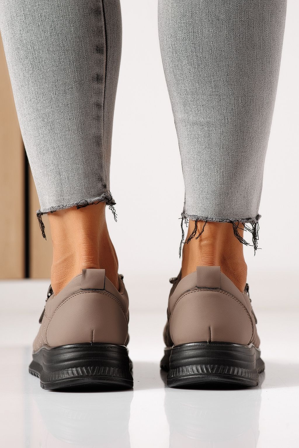 Pantofi casual dama captusiti khaki din piele ecologica Viana #30140