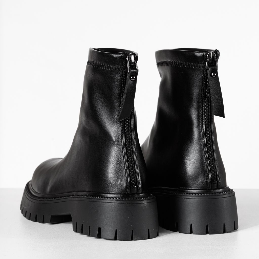 Ghete dama negre din piele ecologica Riana #30178