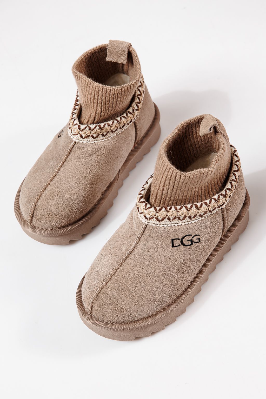 Ghete fete îmblanite khaki din piele naturala intoarsa Carla #30468