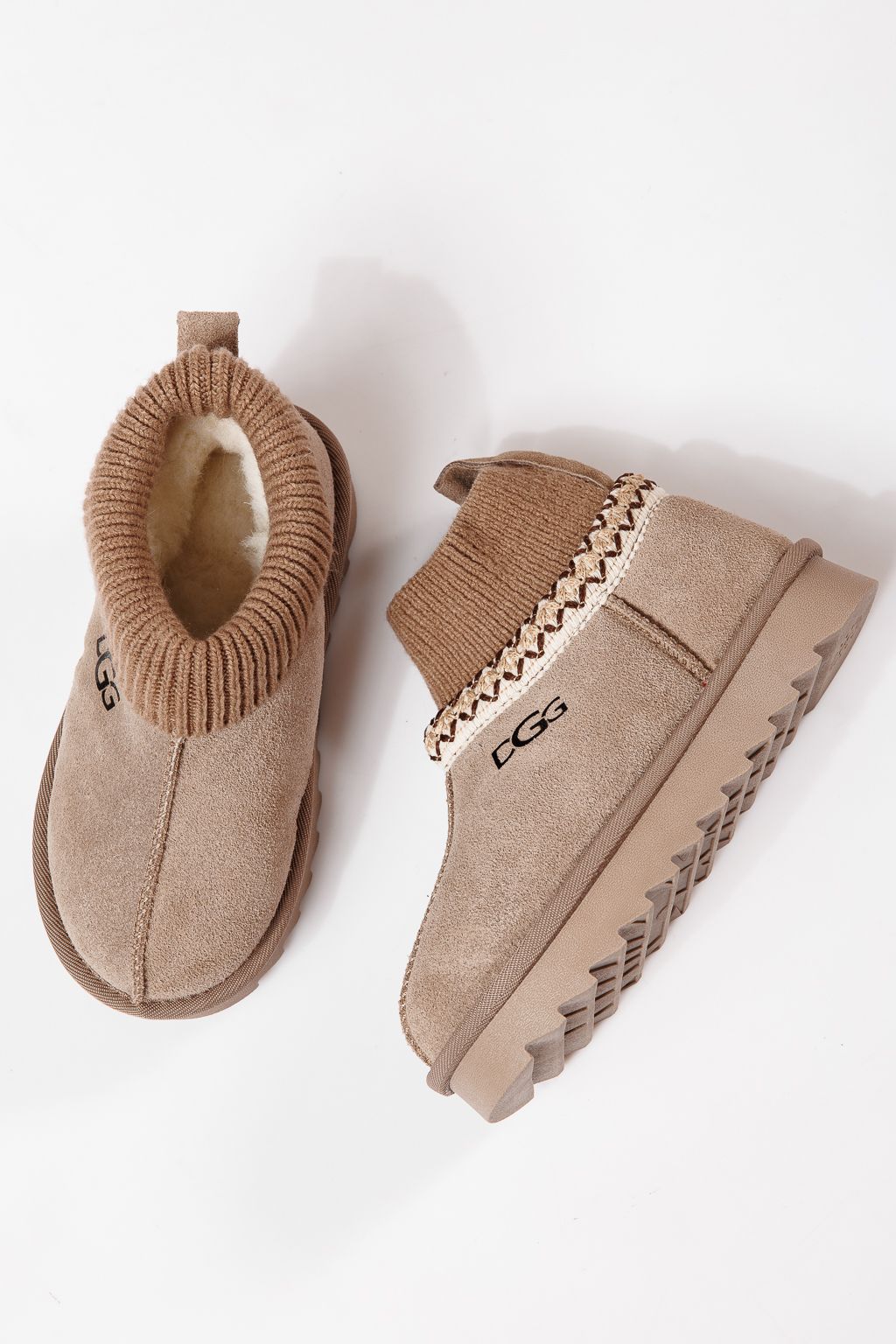 Ghete fete îmblanite khaki din piele naturala intoarsa Carla #30472