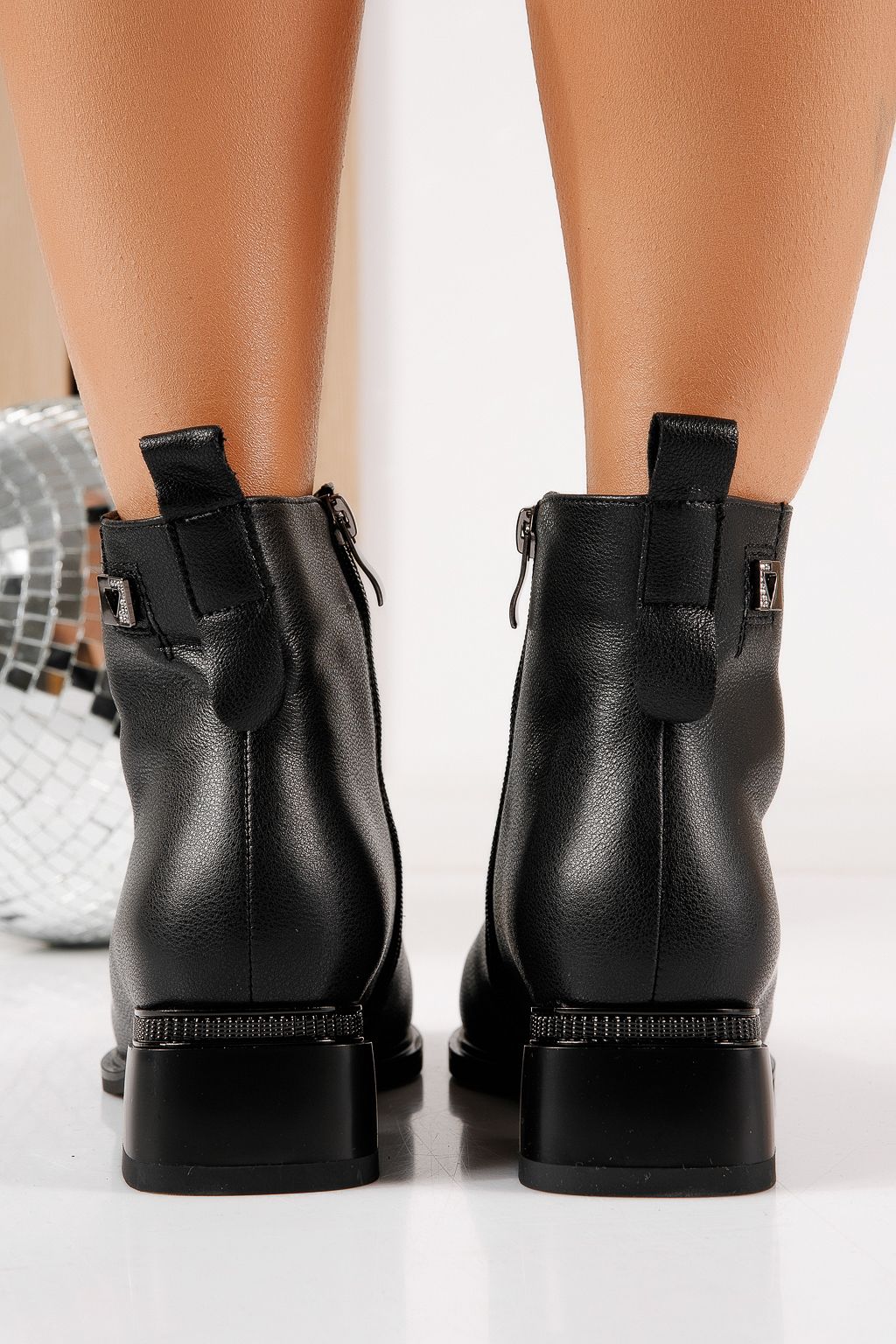 Botine dama vatuite negre din piele naturala Milo #30589