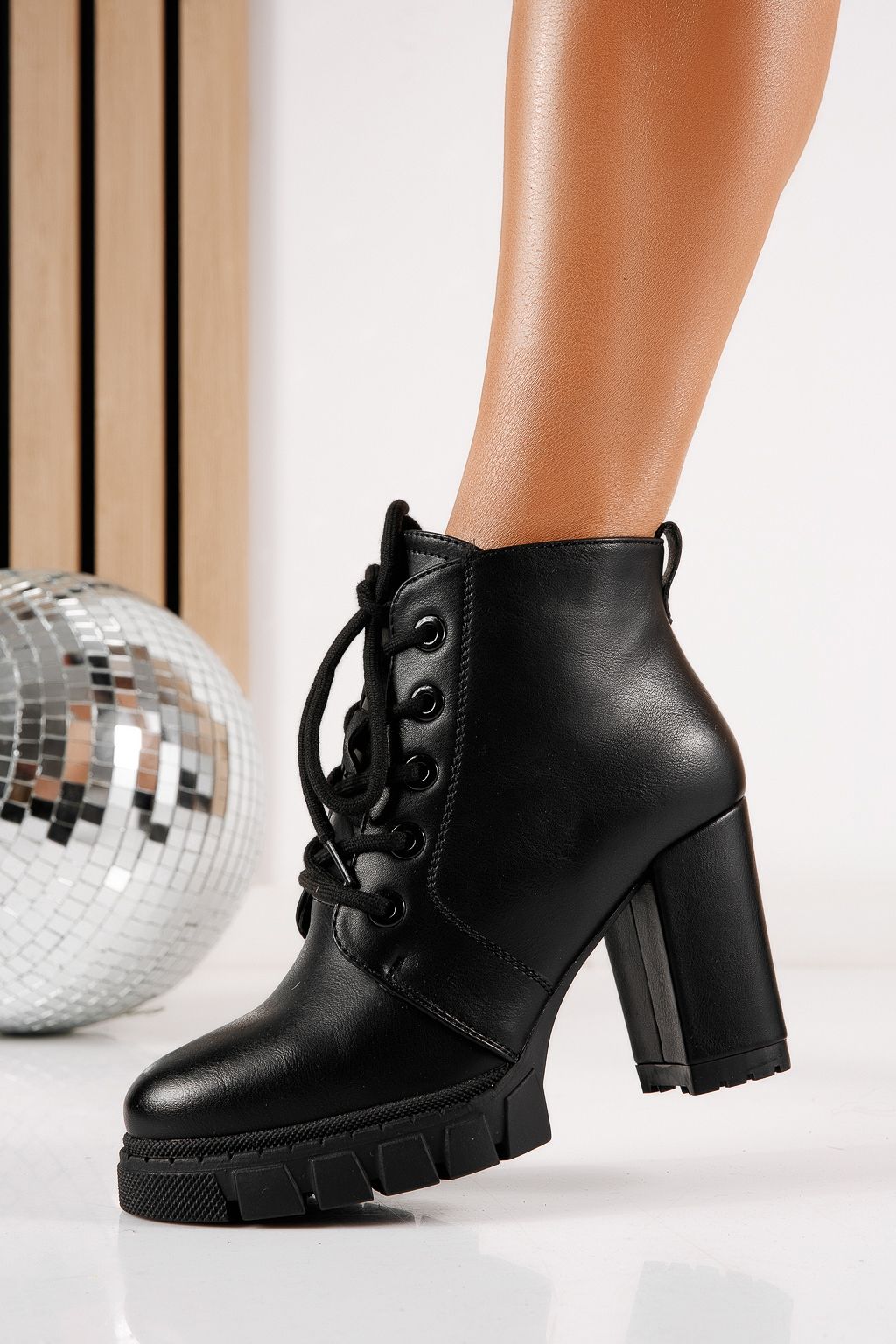 Botine dama vatuite negre din piele ecologica Elodi #30546