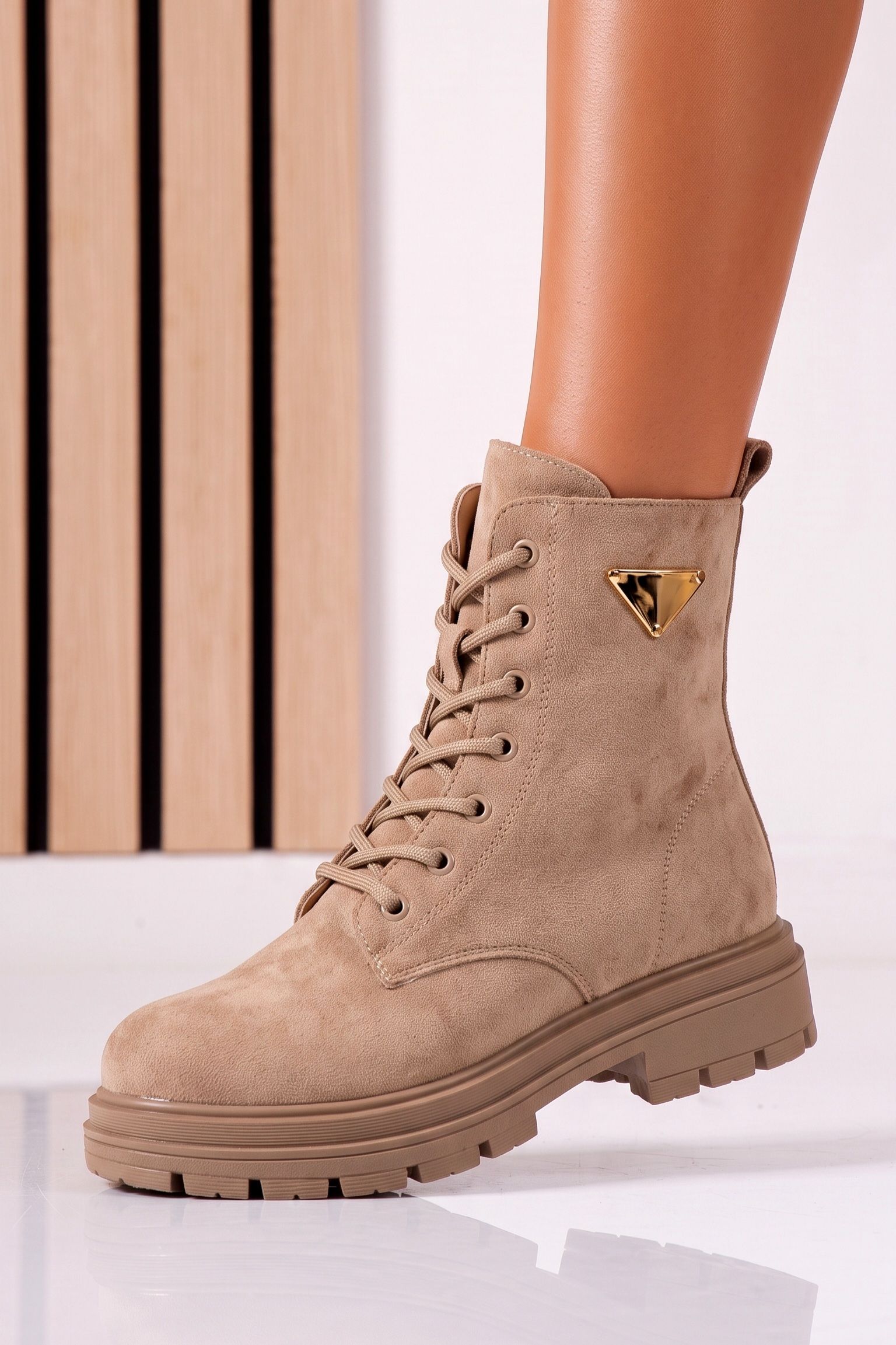 Ghete dama îmblanite khaki din piele ecologica intoarsa Everly #30668