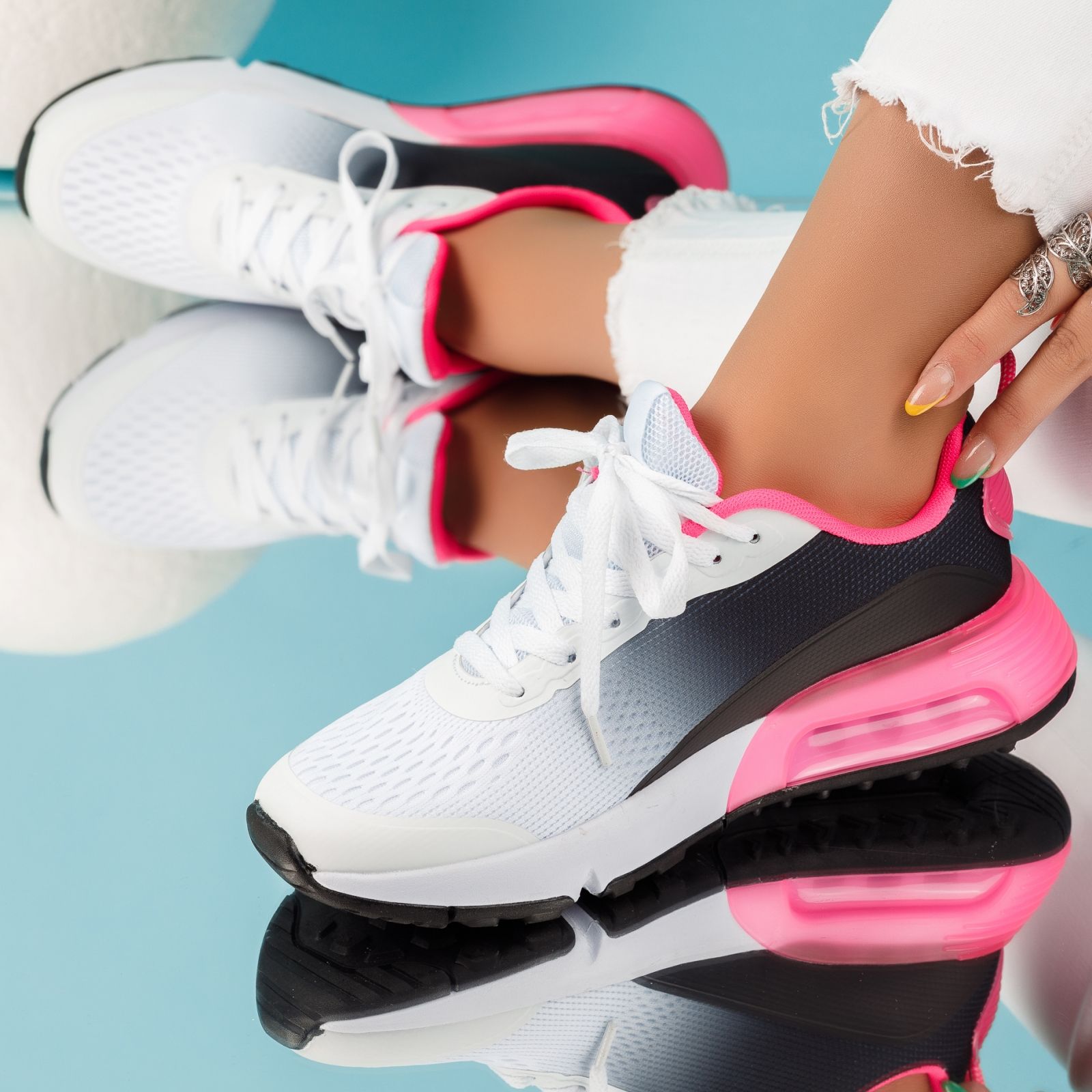 Дамски спортни обувки Skylar Multicolor #4919M