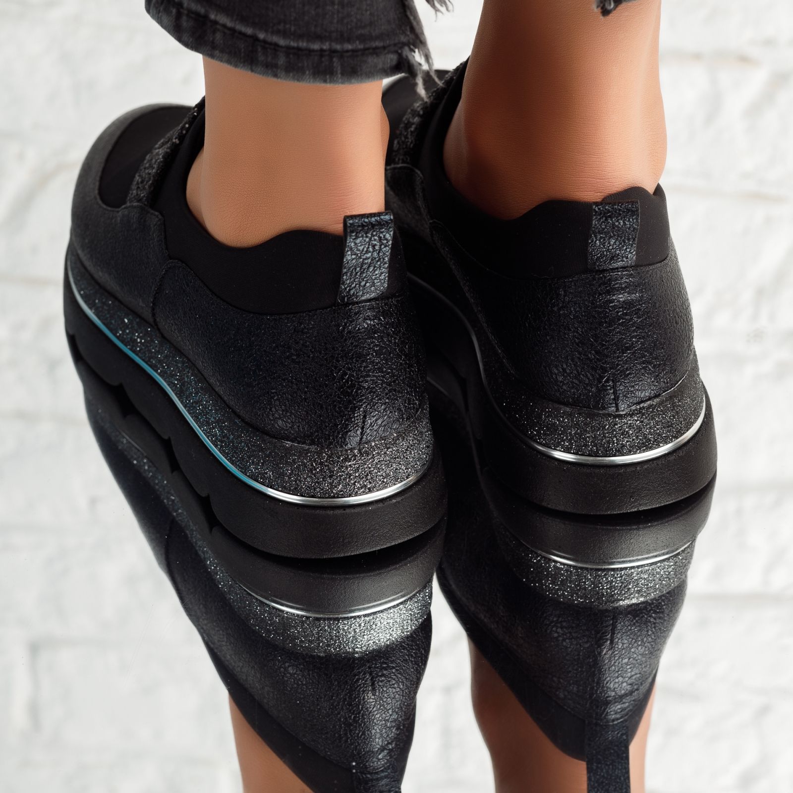 Дамски спортни обувки Delilah черен #4927M
